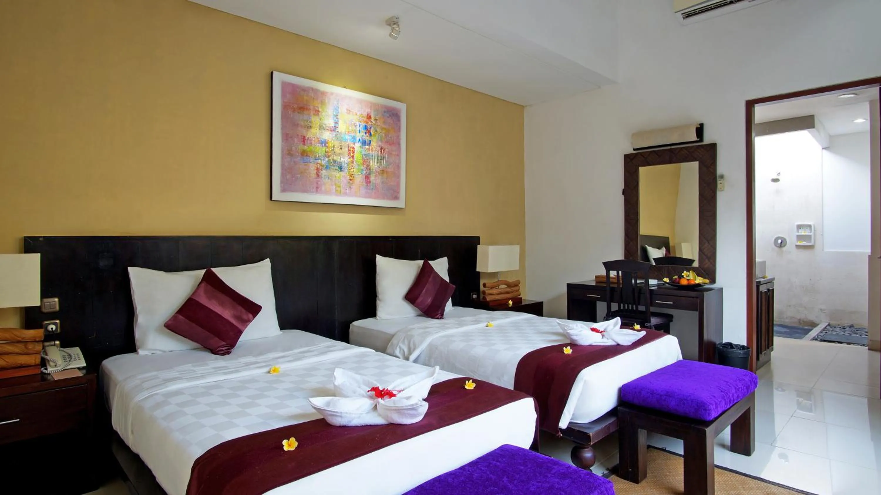 Bed in Bumi Linggah Villas Bali