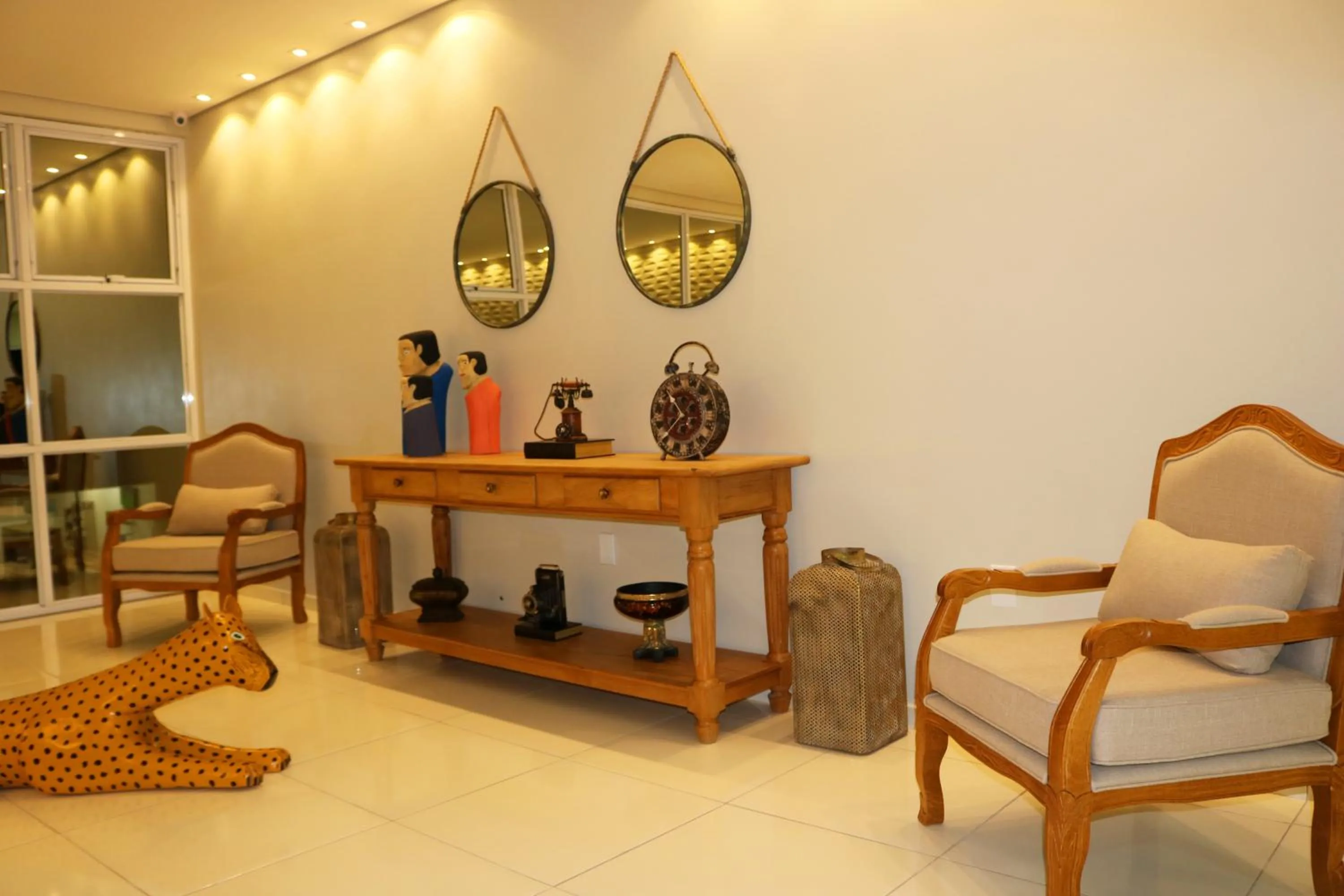 Decorative detail in Dunen Hotel