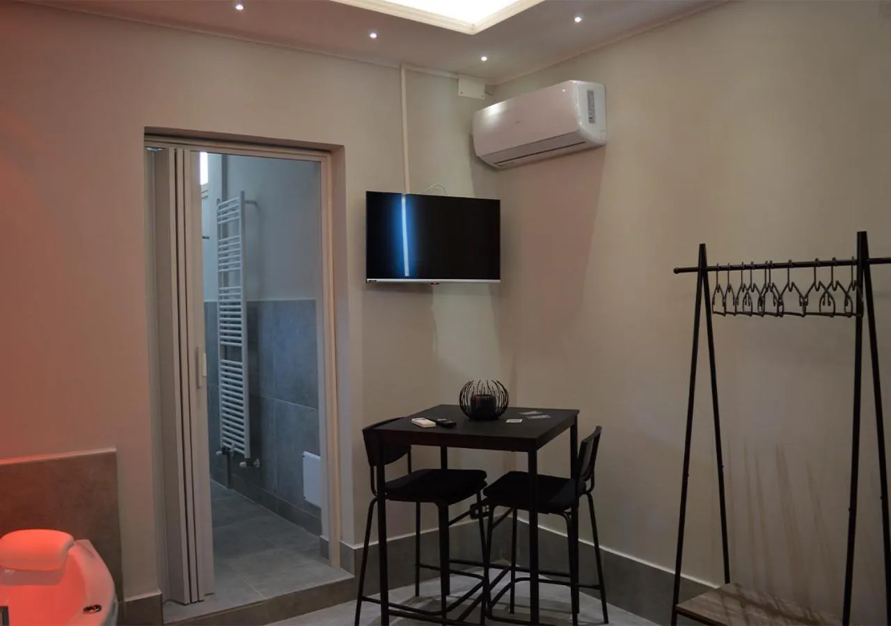 Communal lounge/ TV room in B&B Aquino in Terrazza