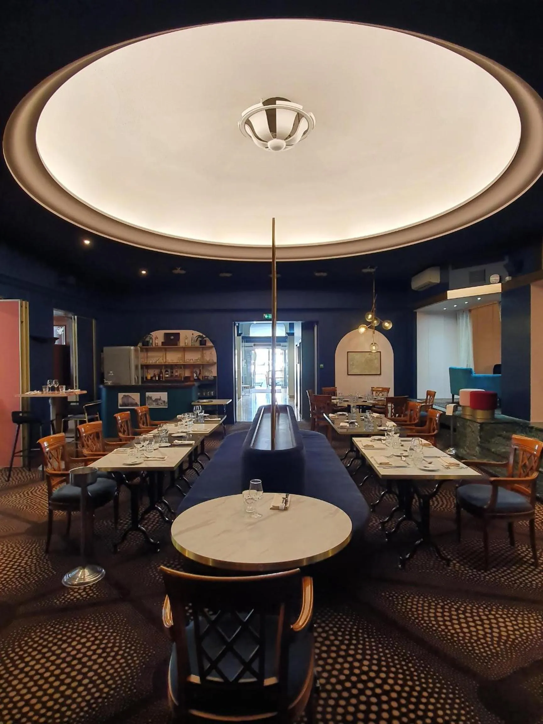 Restaurant/places to eat in Grand Hôtel de Valenciennes