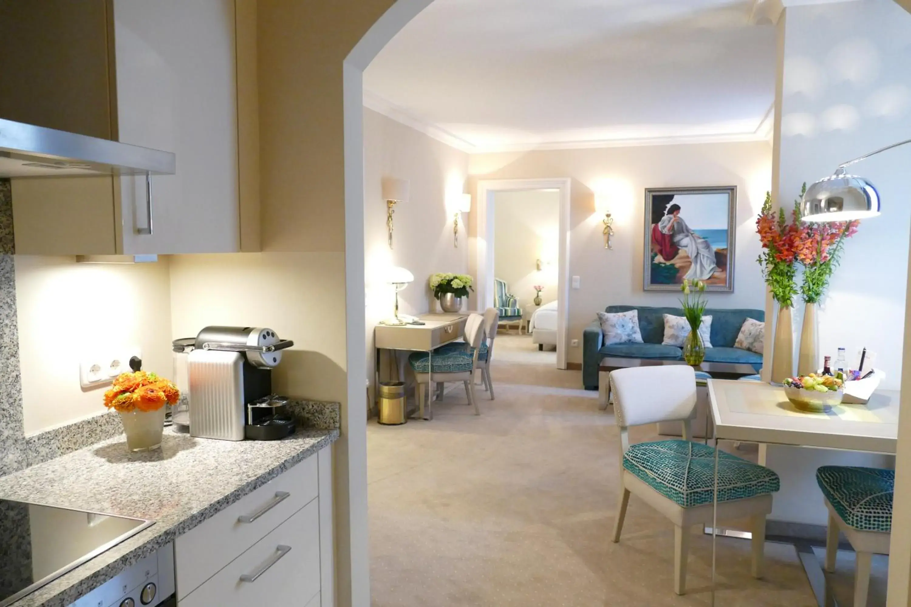 Apartment with Kitchen in Hotel an der Oper Apartment with Kitchen in Hotel an der Oper