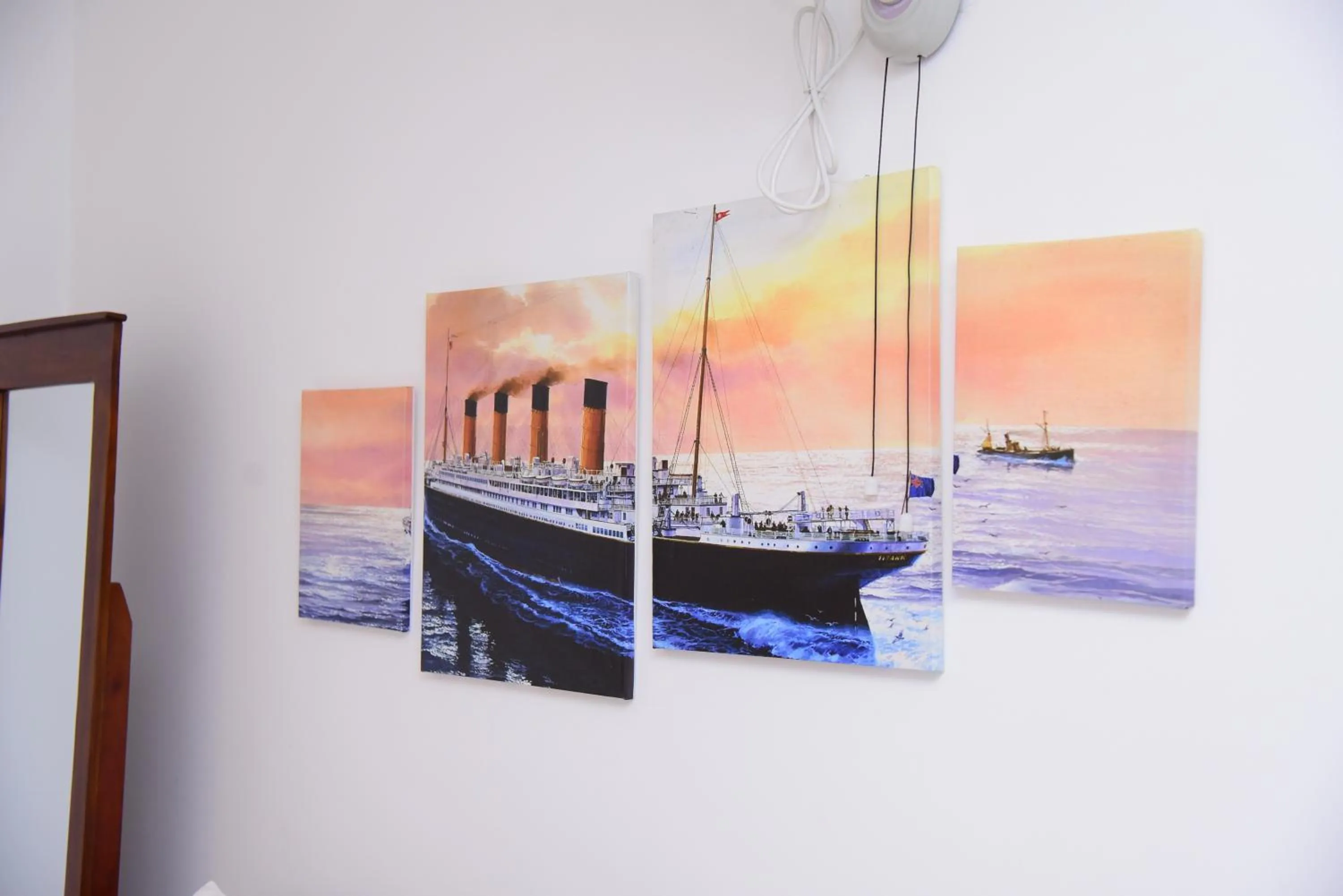 TV and multimedia in White Villa Airport Transit Hotel