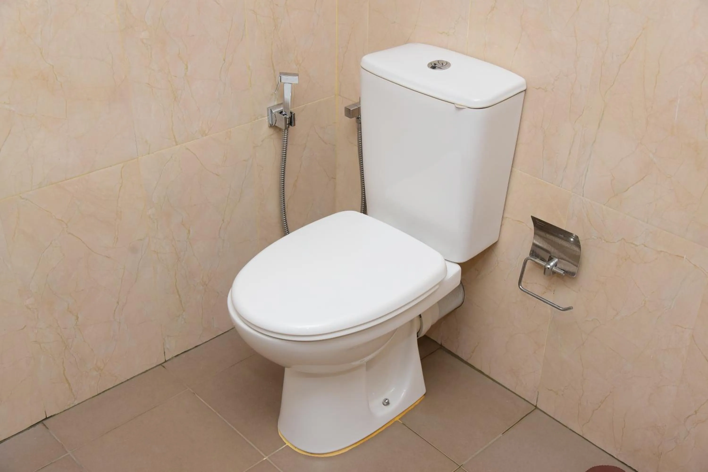 Bathroom in White Villa Airport Transit Hotel