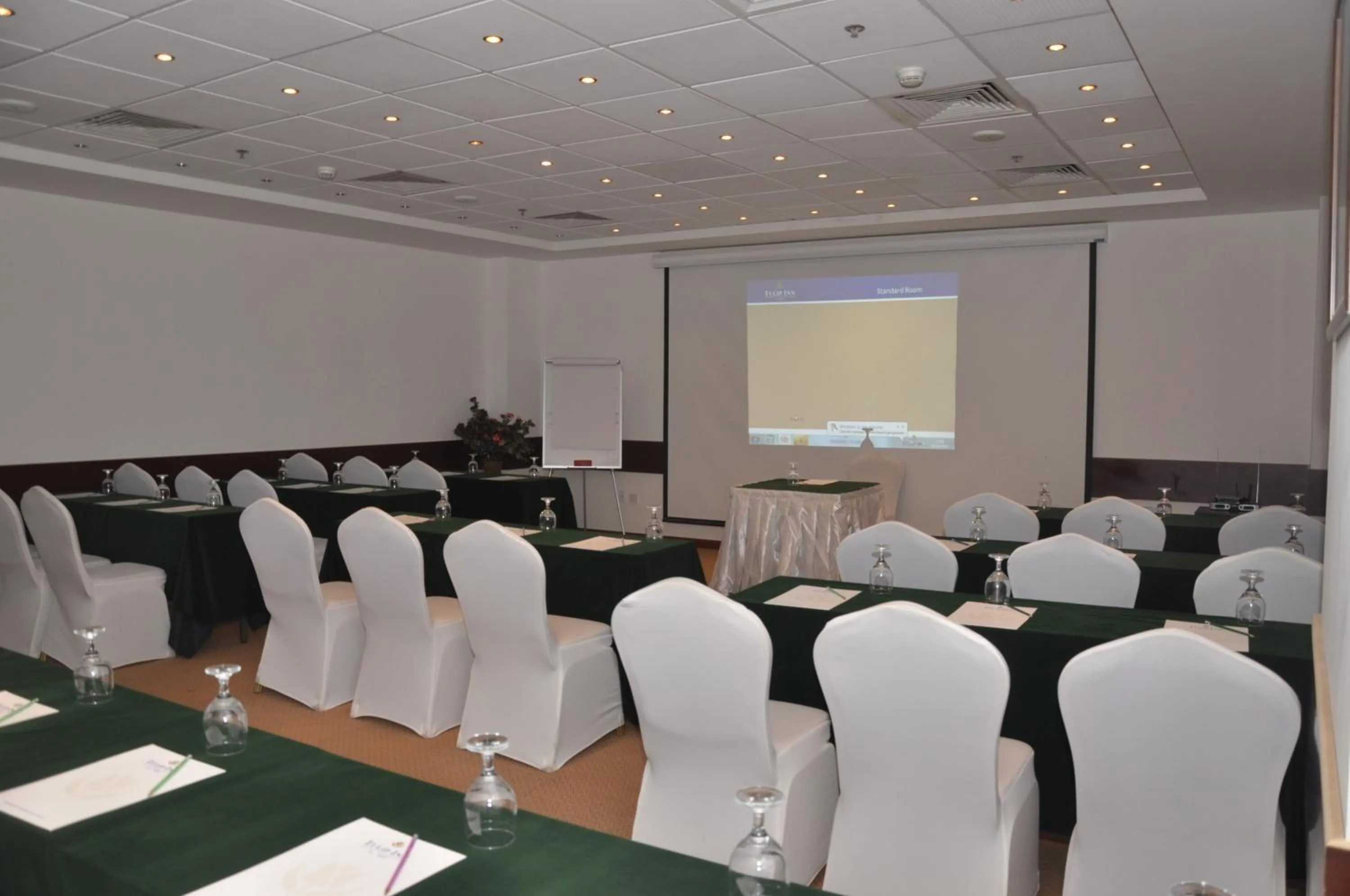 Banquet/Function facilities in Reef Al Malaz International Hotel by Al Azmy
