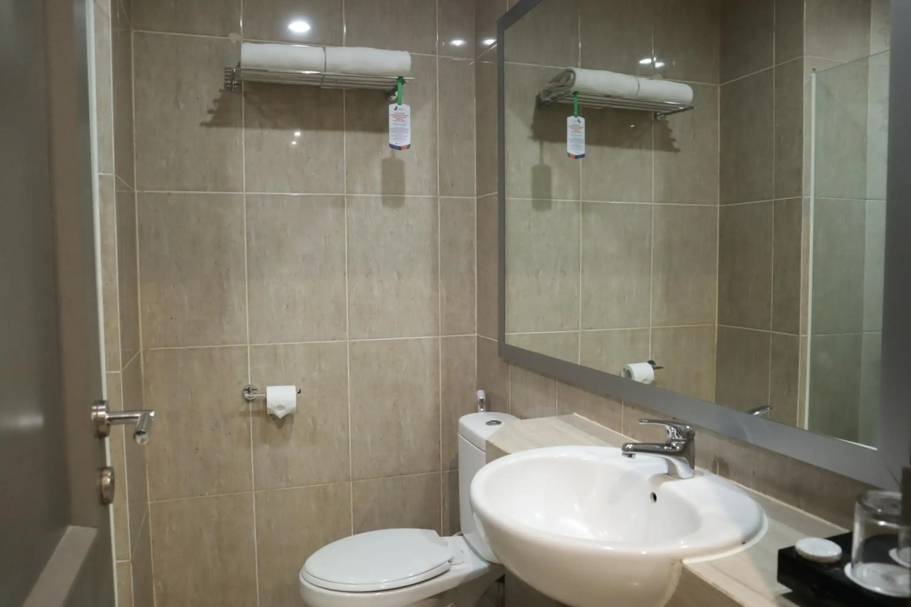 King Room in Hotel Dafam Semarang King Room in Hotel Dafam Semarang