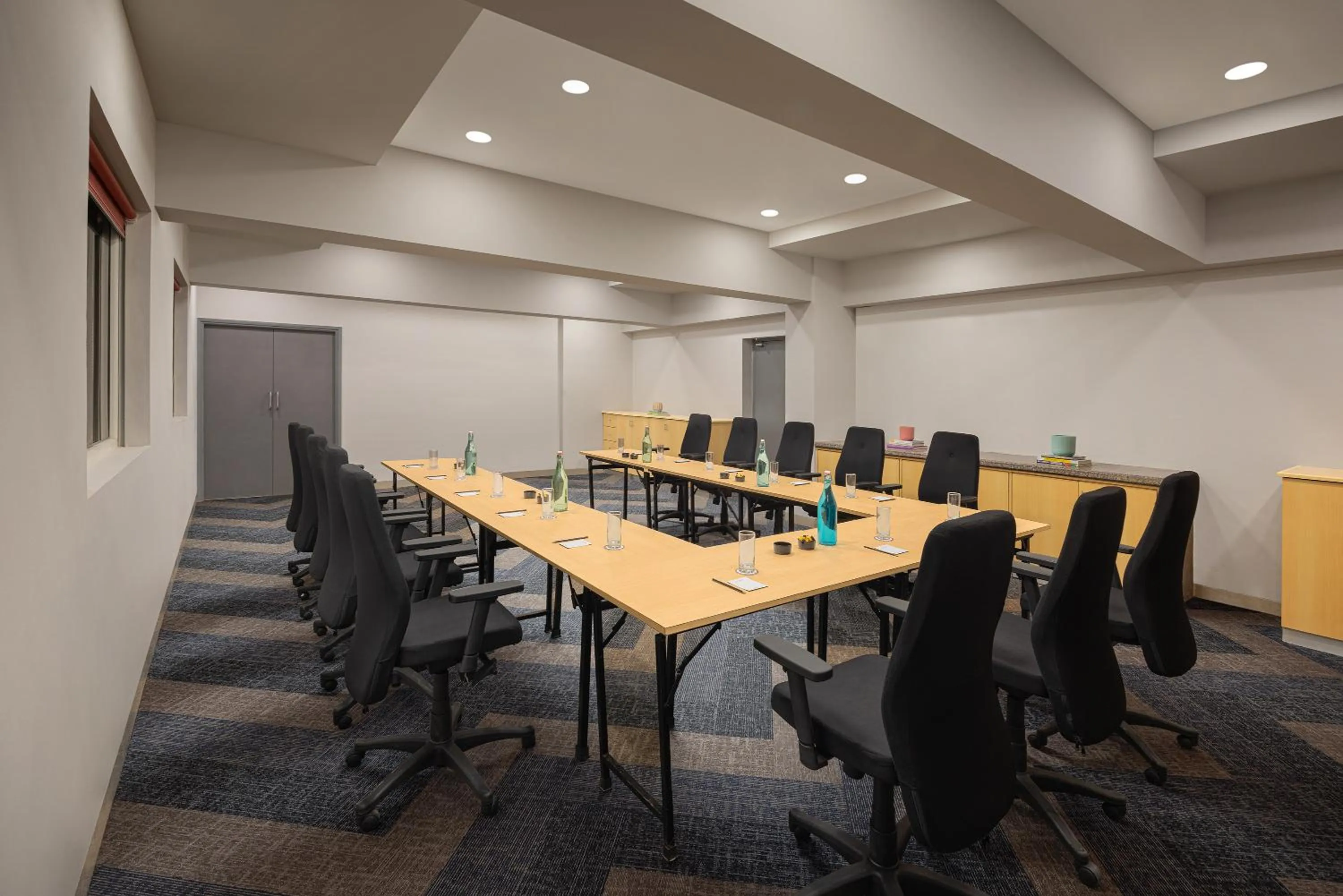 Meeting/conference room in Ginger Ahmedabad Vastrapur