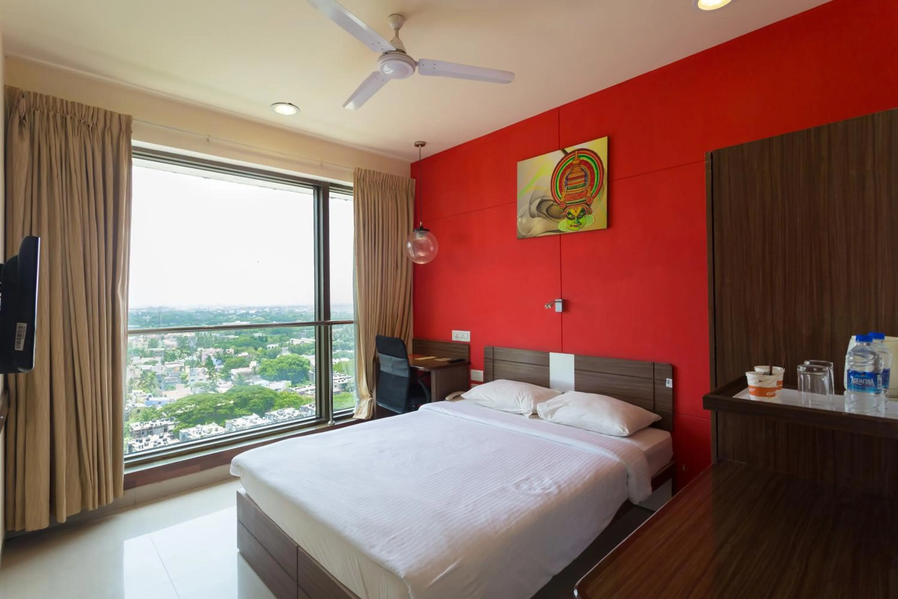Photo of the whole room, Bed in Ginger Chennai