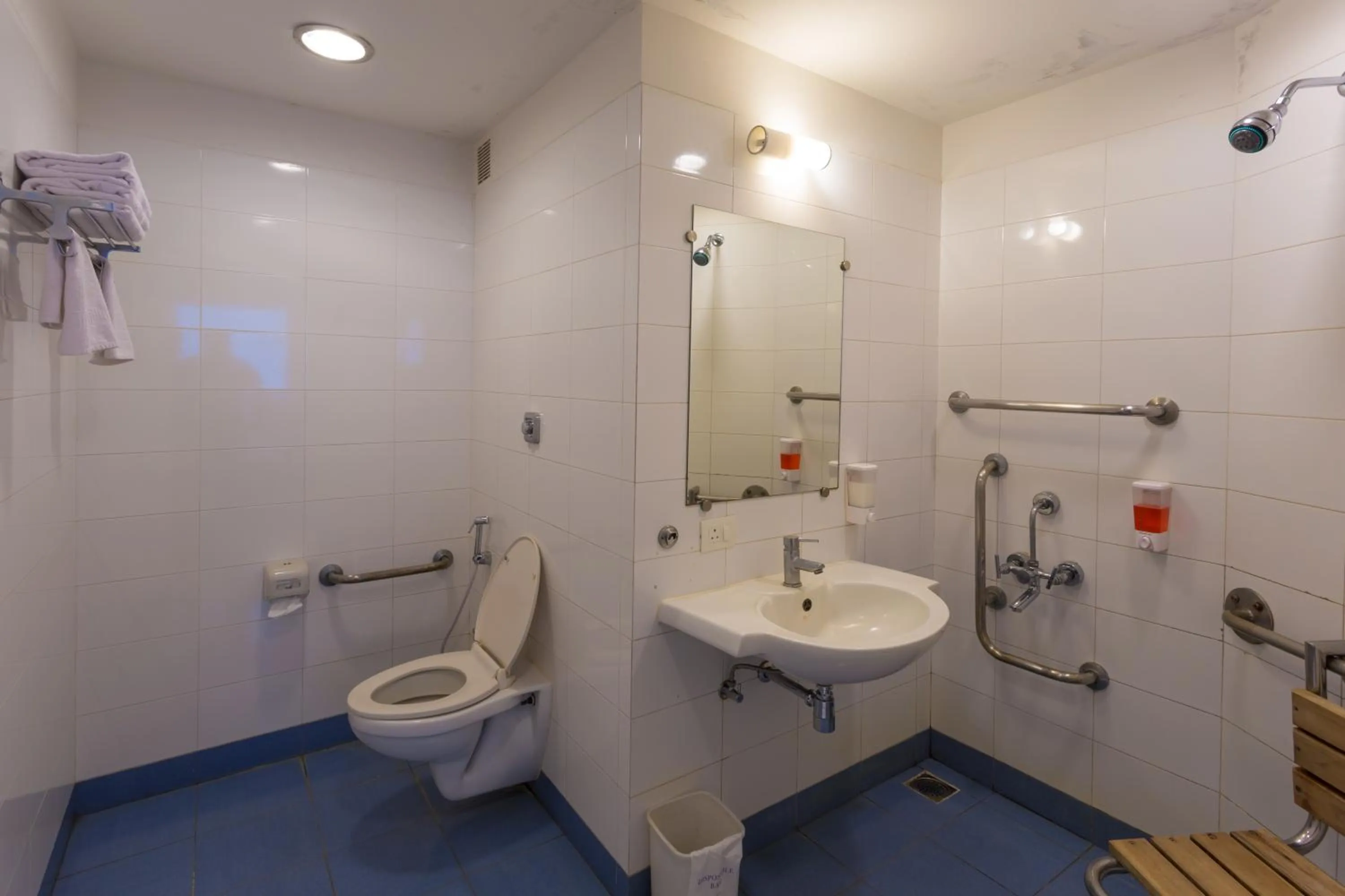 Bathroom in Ginger Pune - Pimpri
