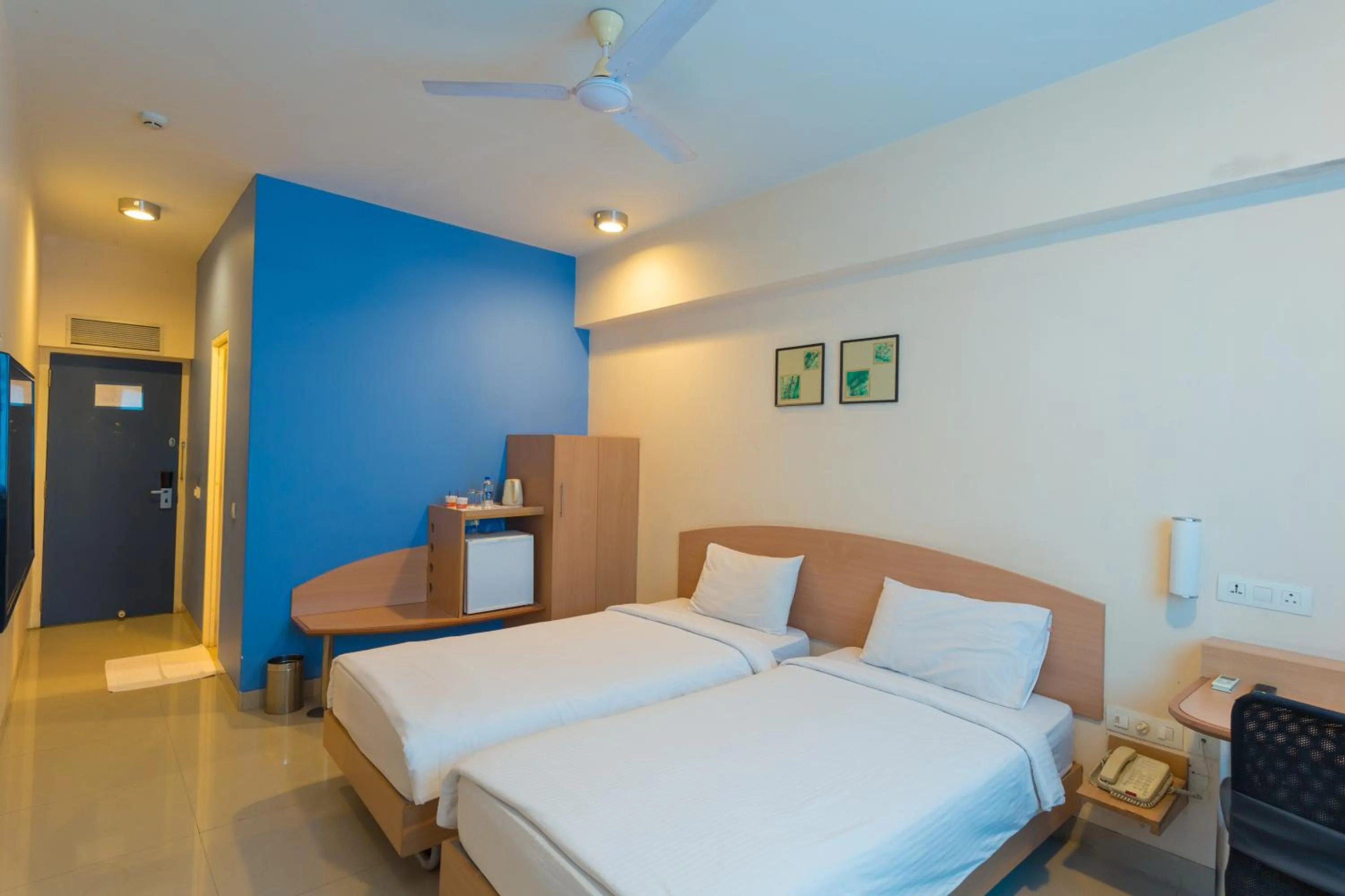 Photo of the whole room, Bed in Ginger Pune - Pimpri