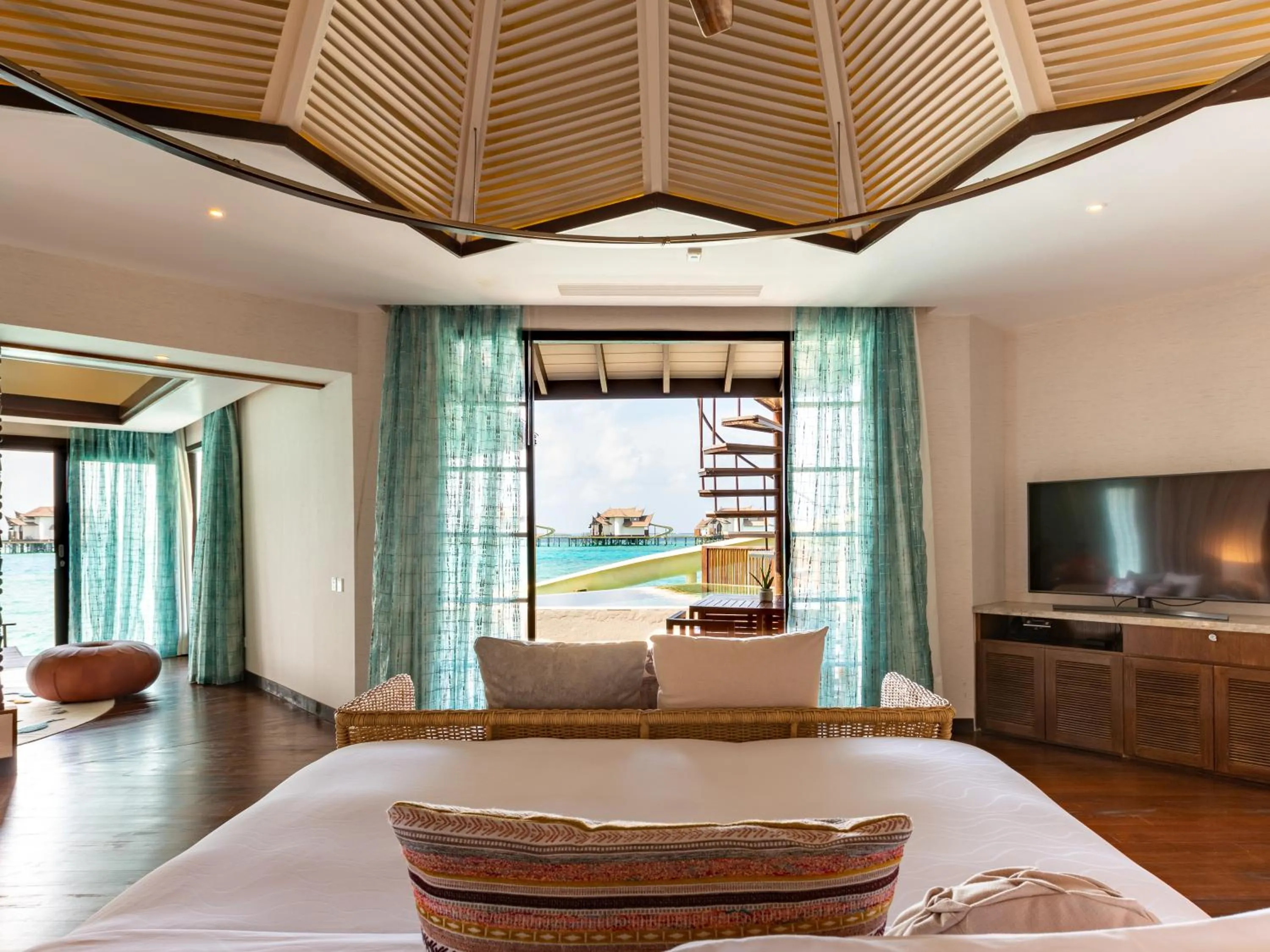 Photo of the whole room, Bed in OZEN RESERVE BOLIFUSHI - Luxury All Inclusive with Free Transfers