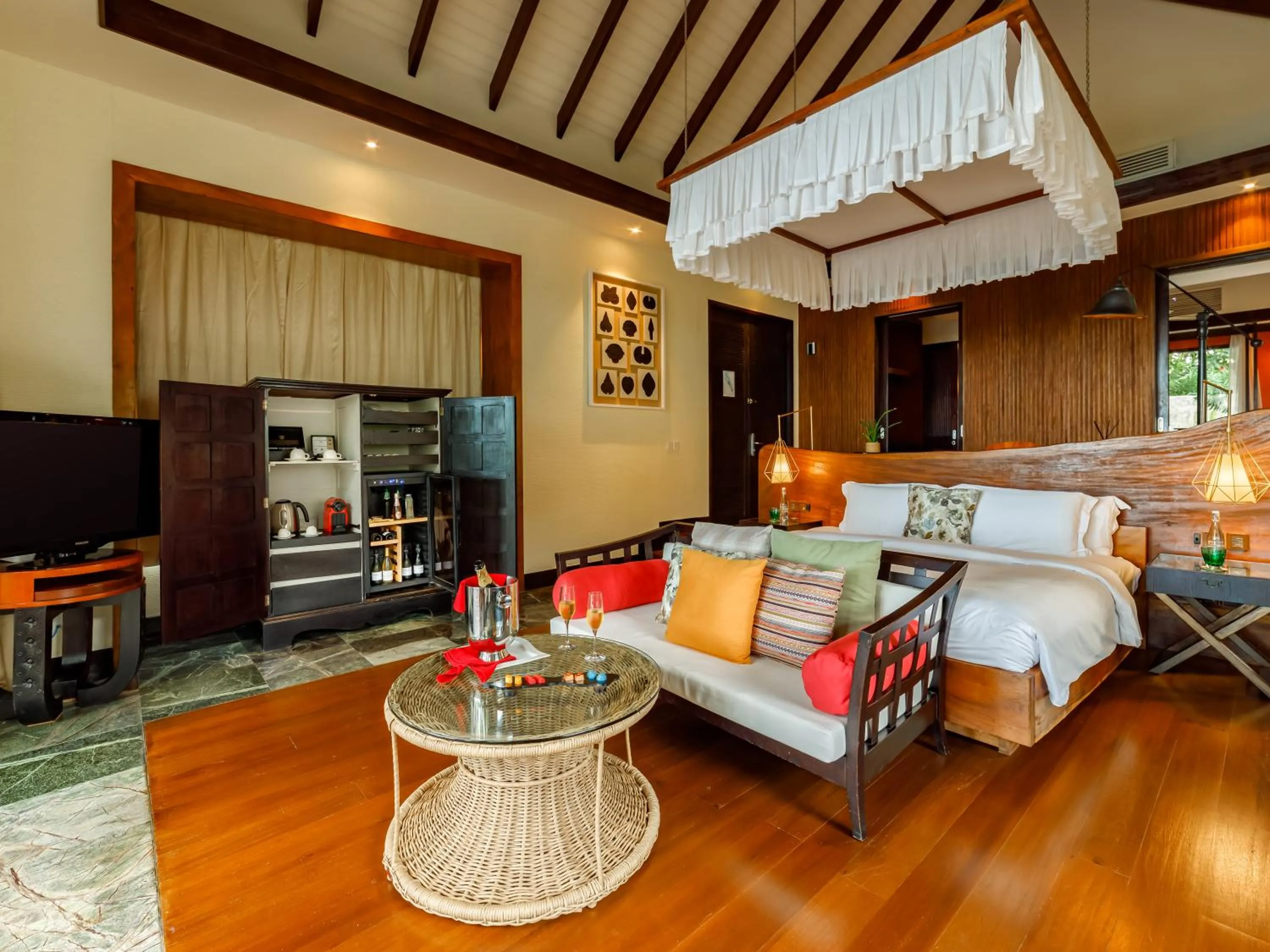 Bed in OZEN RESERVE BOLIFUSHI - Luxury All Inclusive with Free Transfers