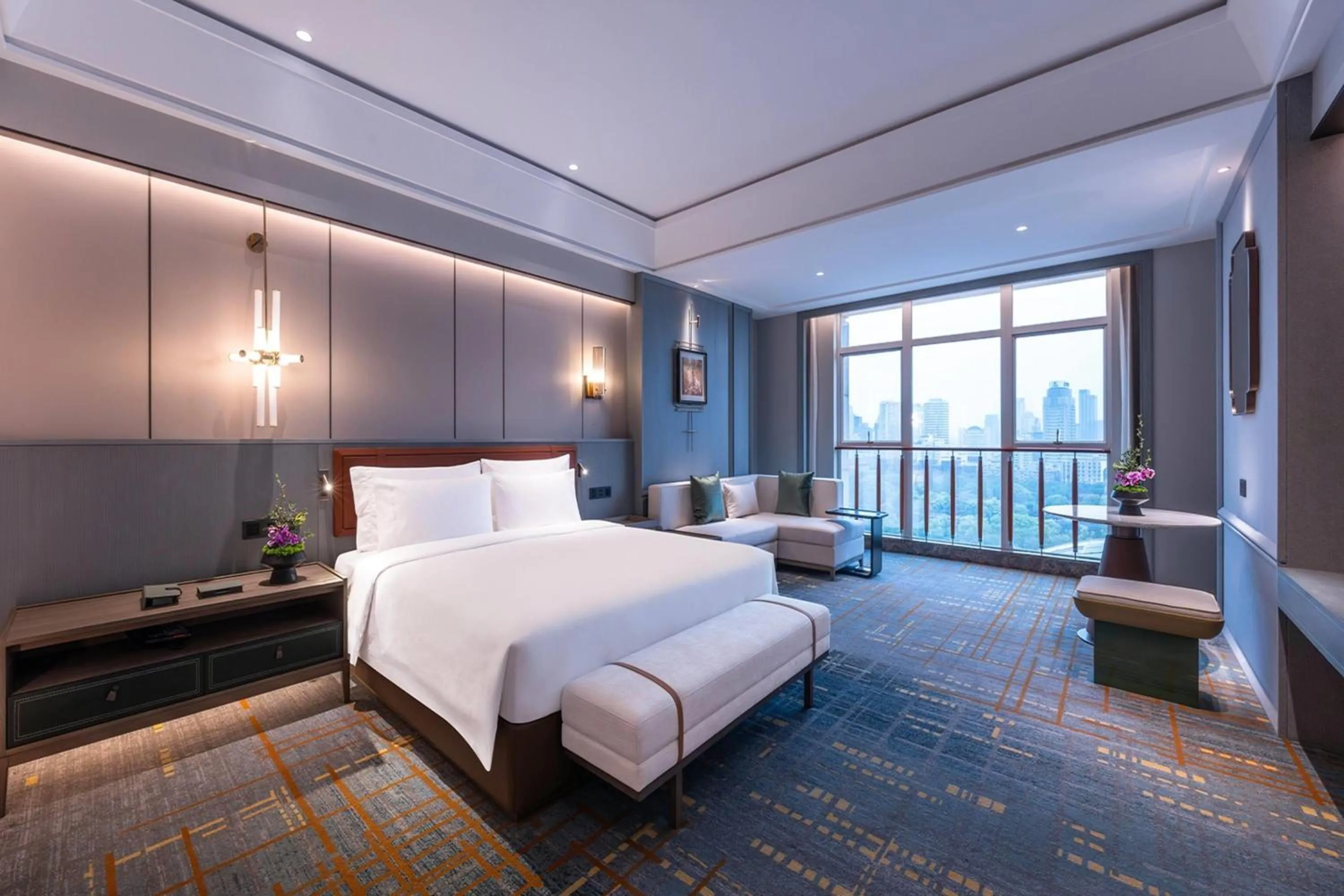 Photo of the whole room, Bed in Wyndham Grand Plaza Royale Ningbo