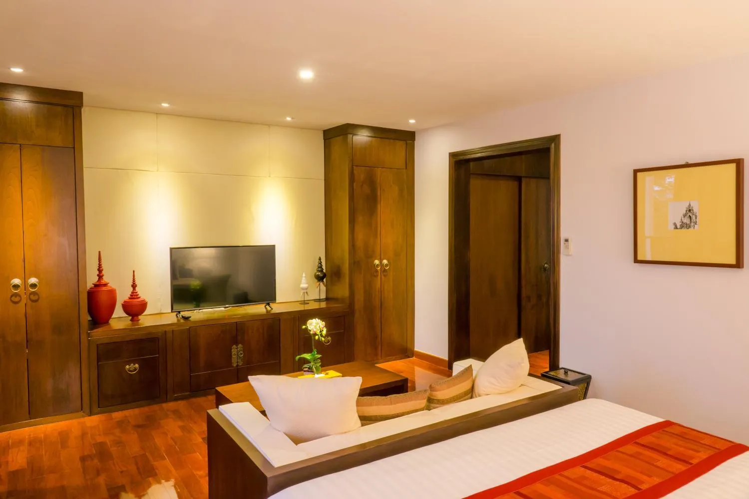 Seating area, Bed in Villa Lantara Chiangmai