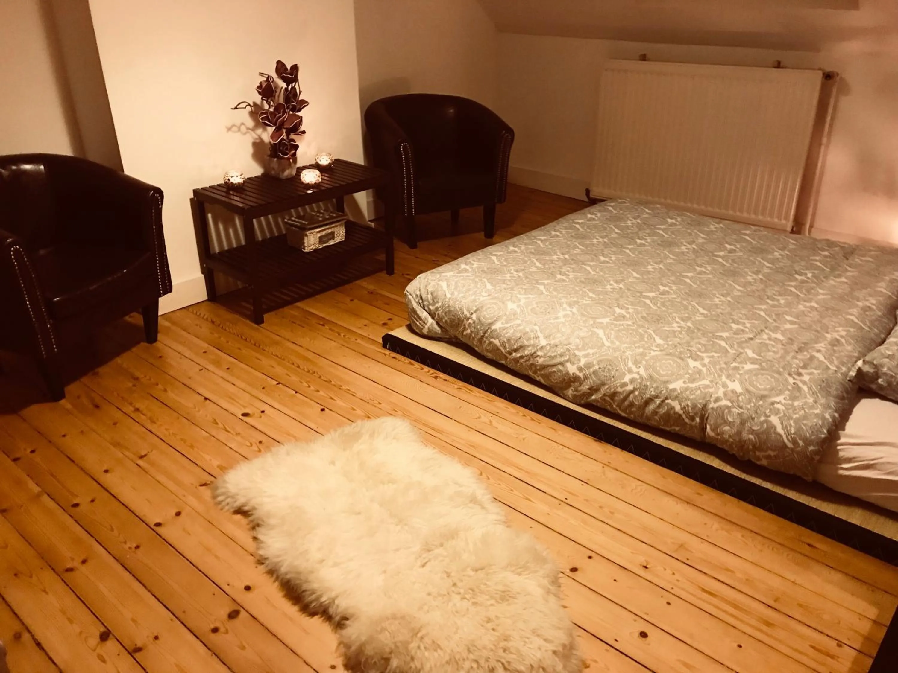 Bedroom, Bed in Chic Cocoon Guest House