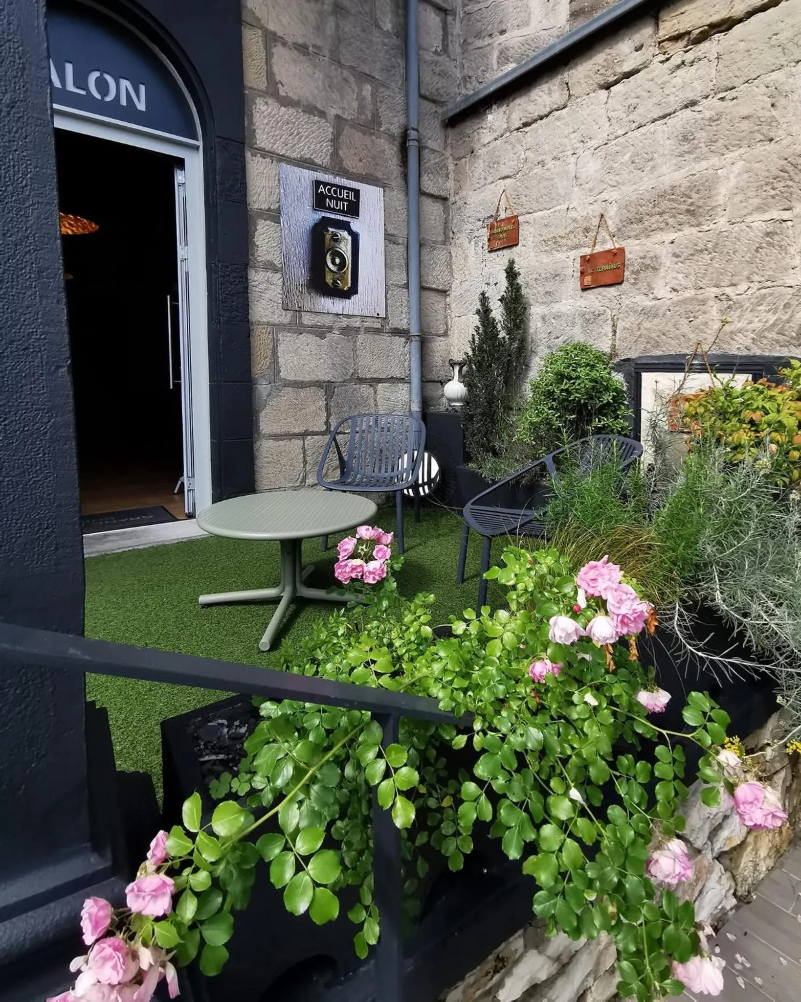 Patio in Grand Hôtel Brive