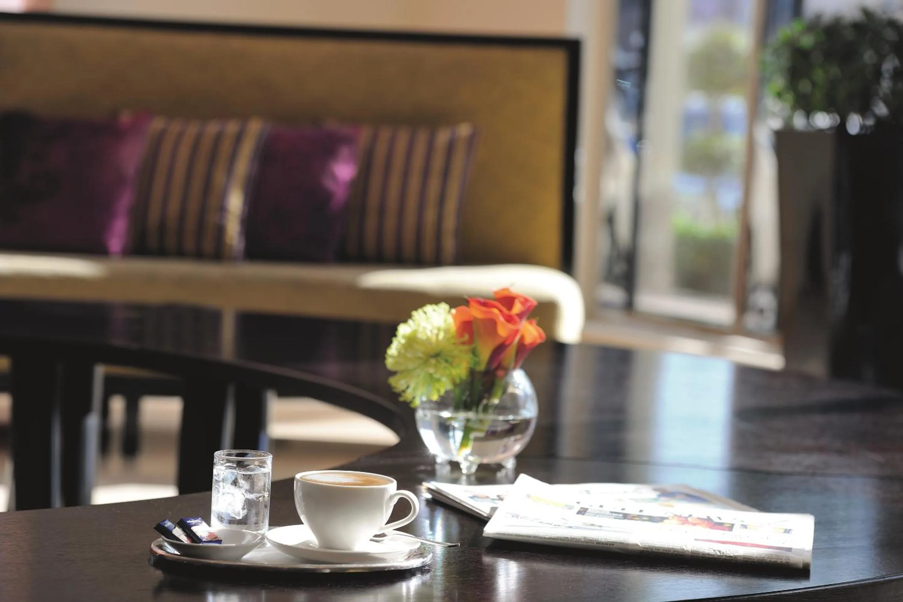 Lobby or reception in Avani Deira Dubai Hotel