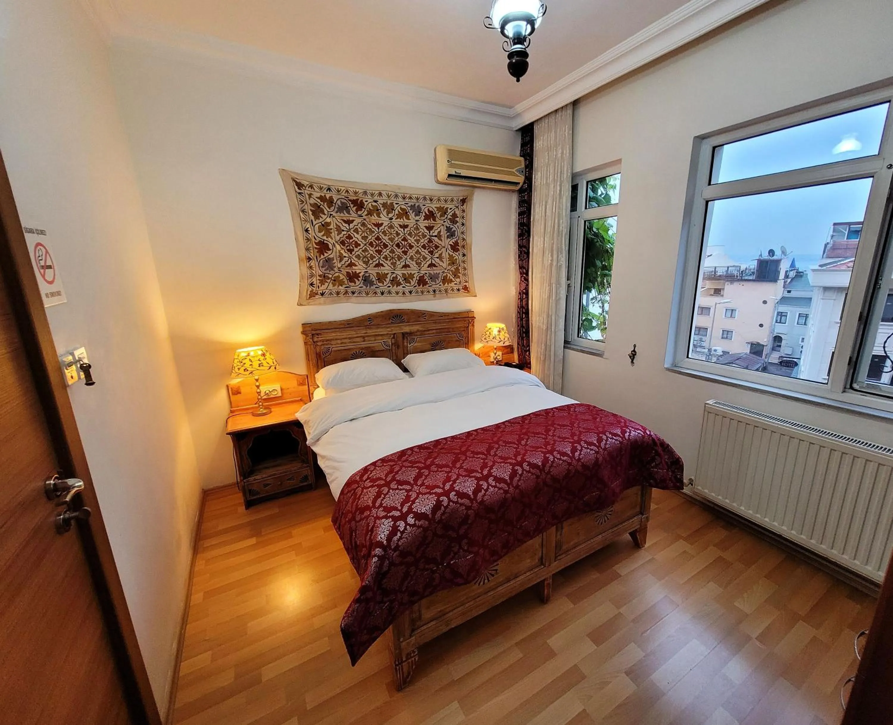 Bedroom, Bed in Marmara Guesthouse