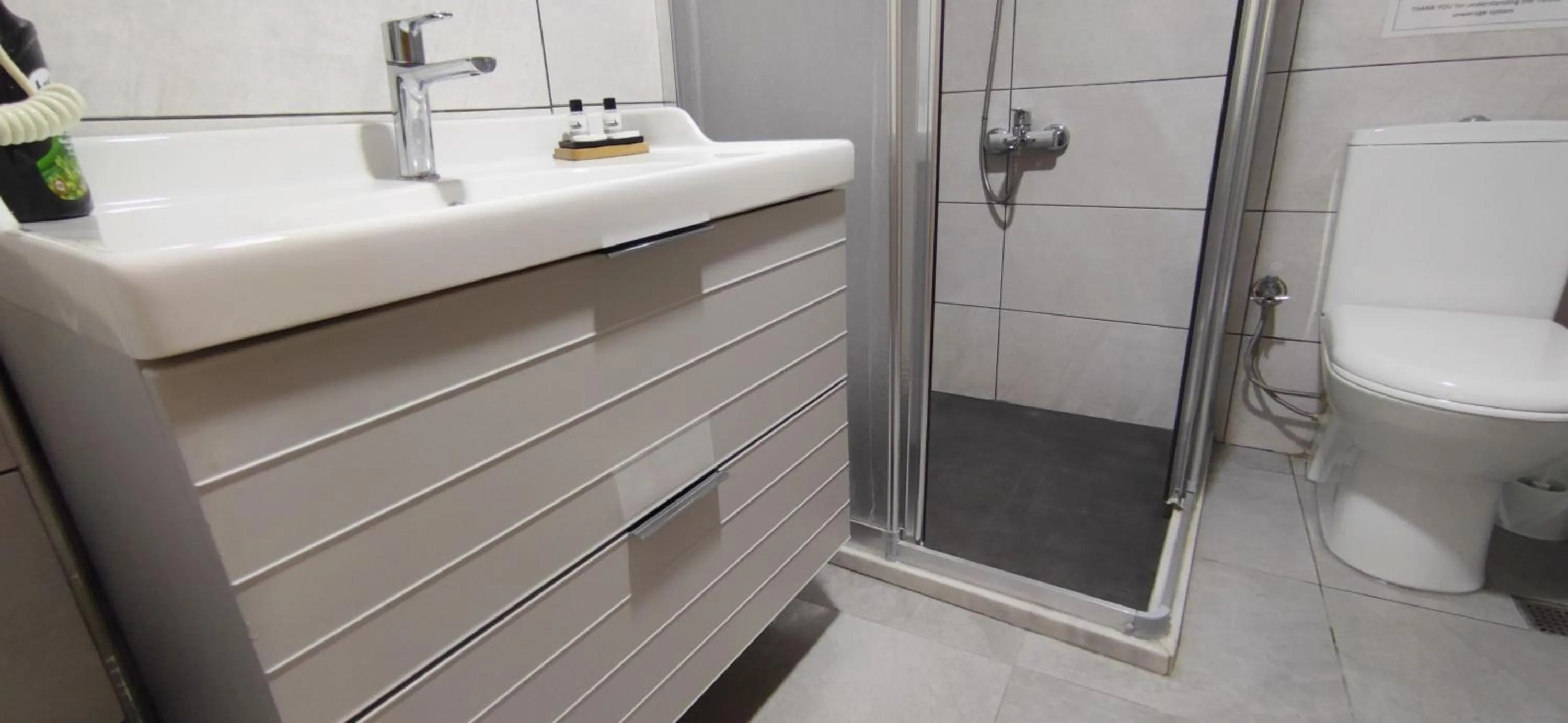 Bathroom in Marmara Guesthouse