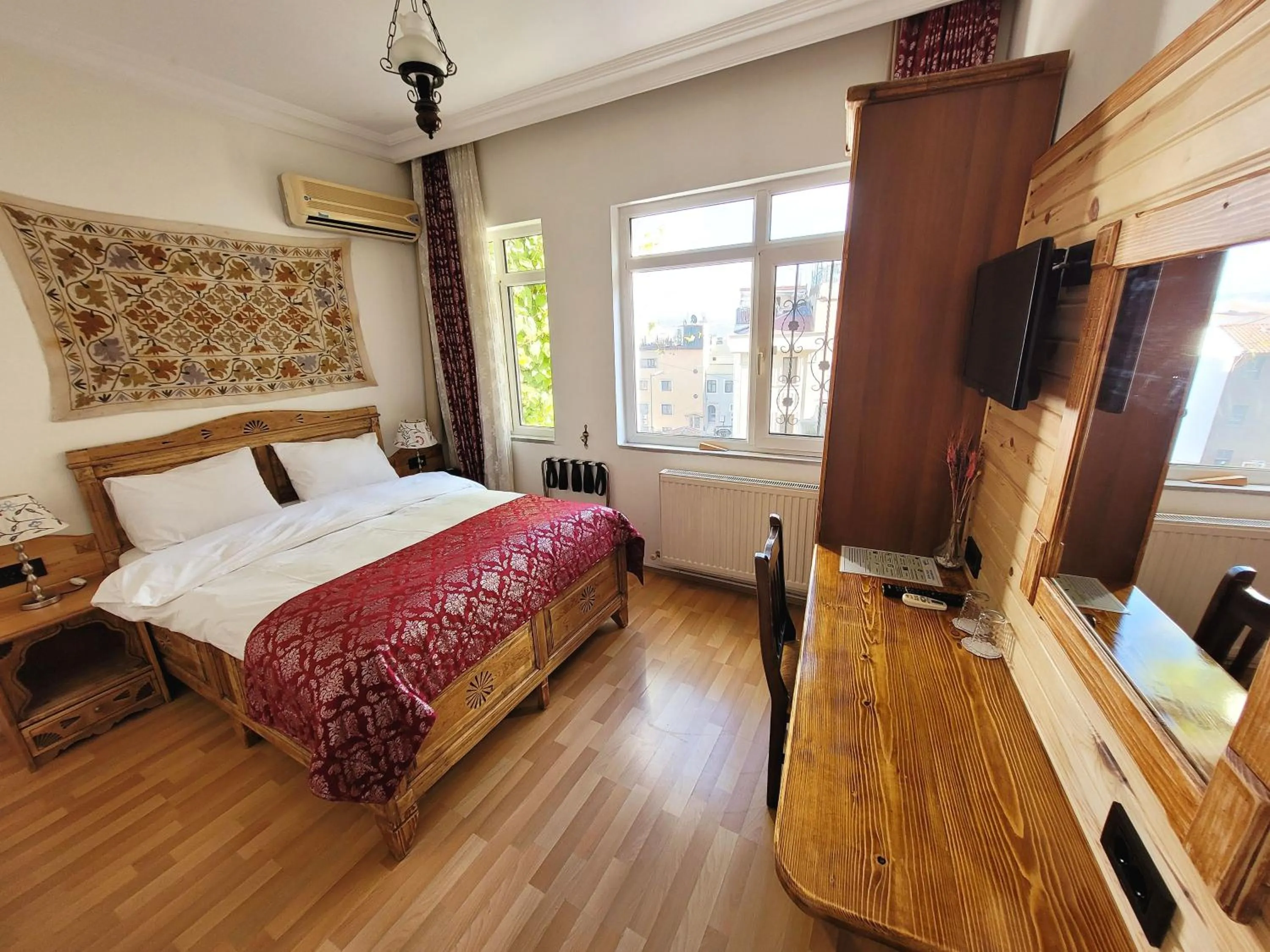Bedroom, Bed in Marmara Guesthouse