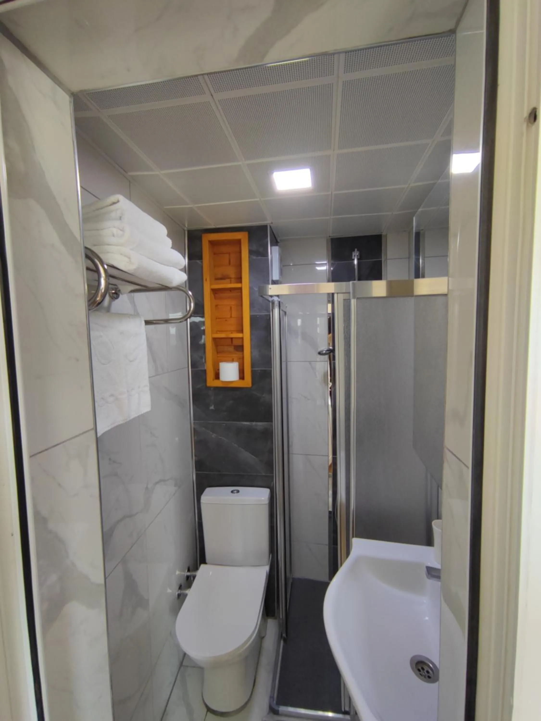 Bathroom in Marmara Guesthouse