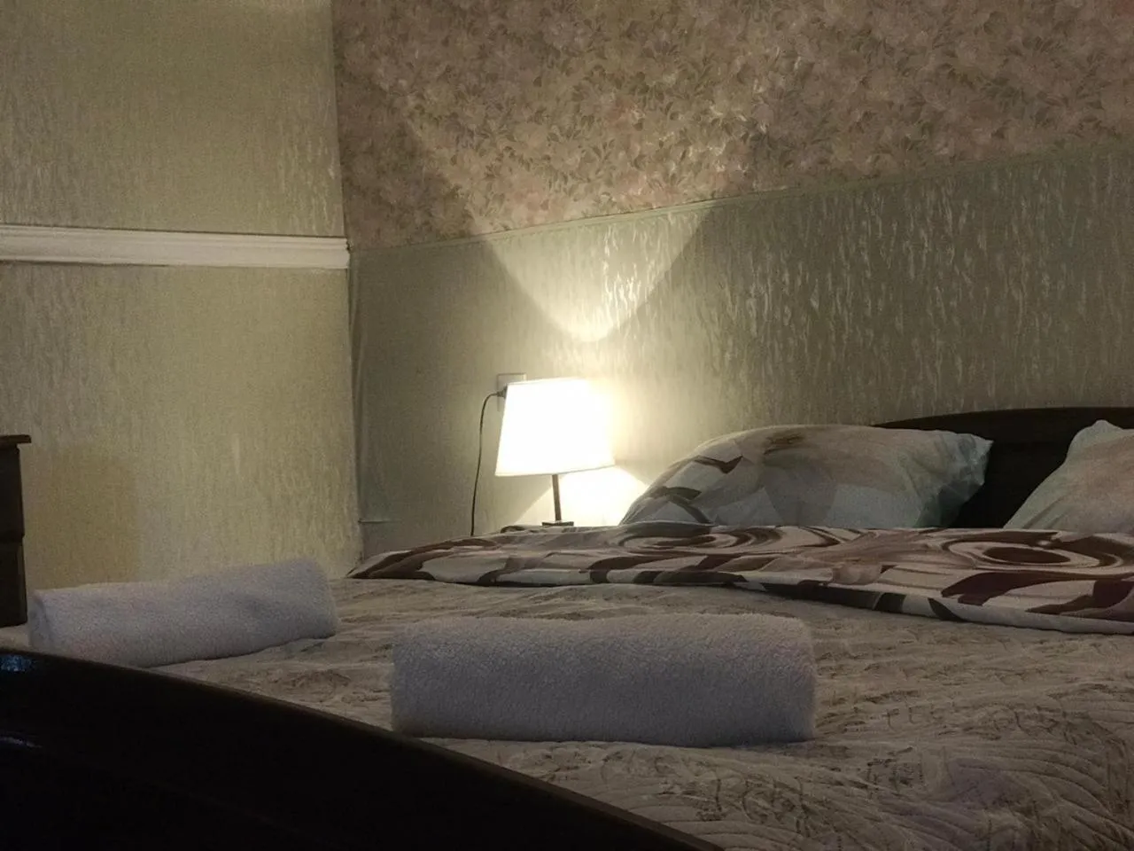 Bed in Guest House Elguja Qushashvili