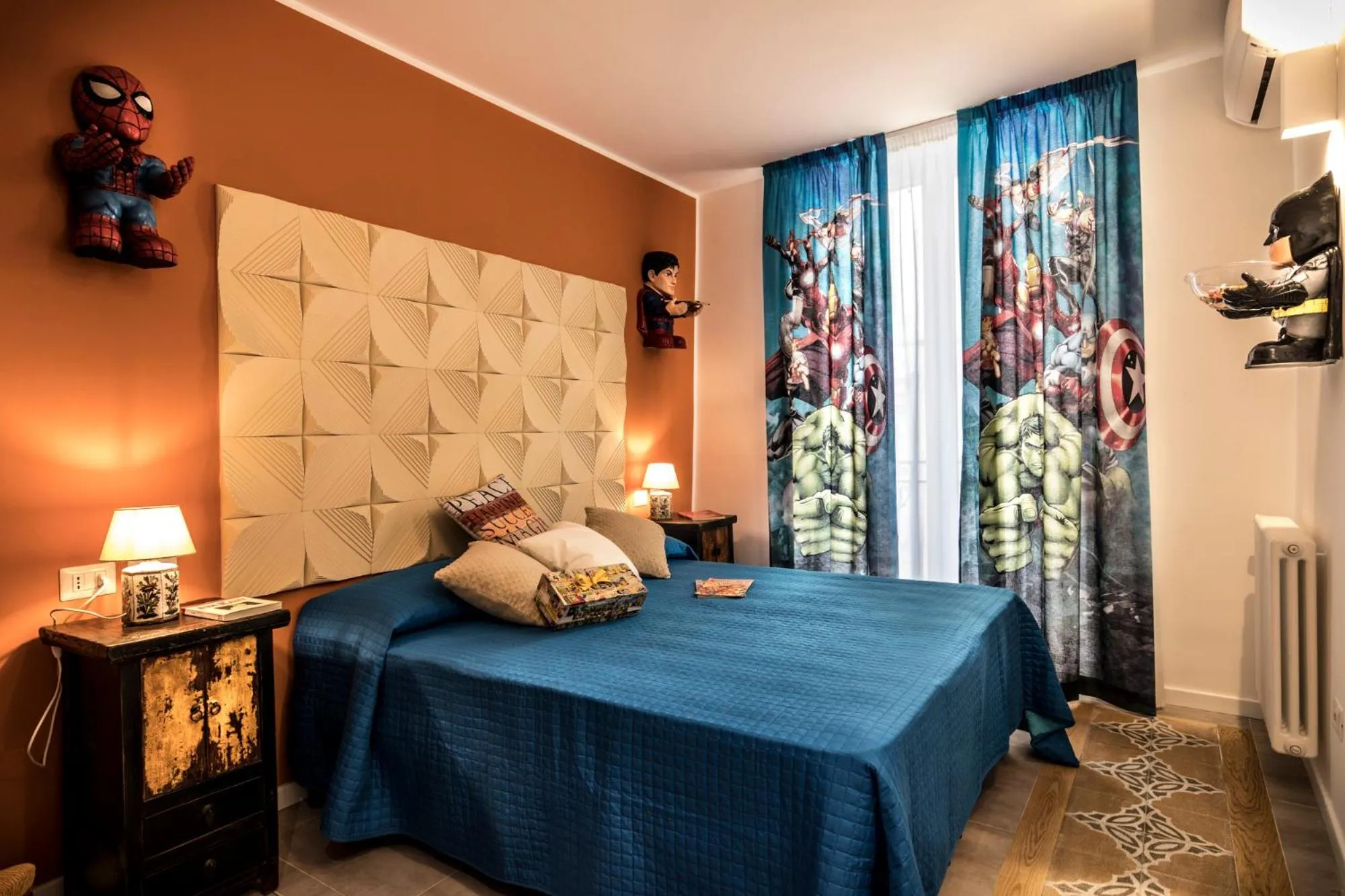 Photo of the whole room, Bed in Ad Hoc Rooms