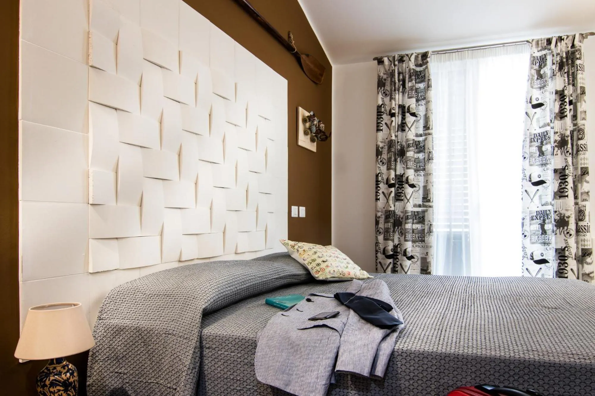 Photo of the whole room, Bed in Ad Hoc Rooms