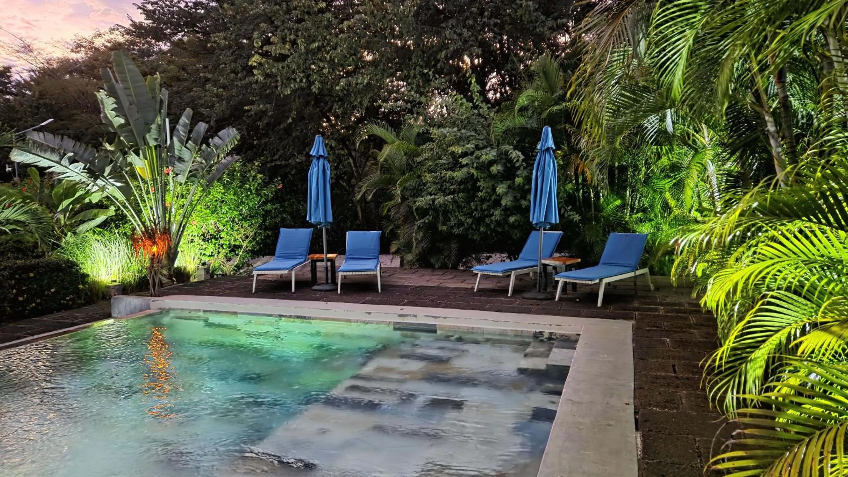 Pool view in Tee-K Lodge Tamarindo
