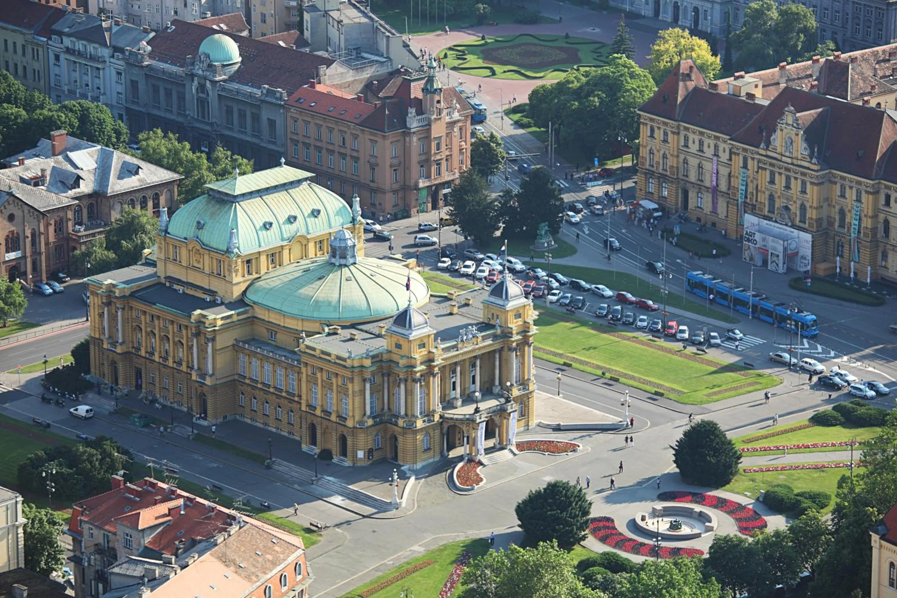 Property building in Manduša Heritage Apartments