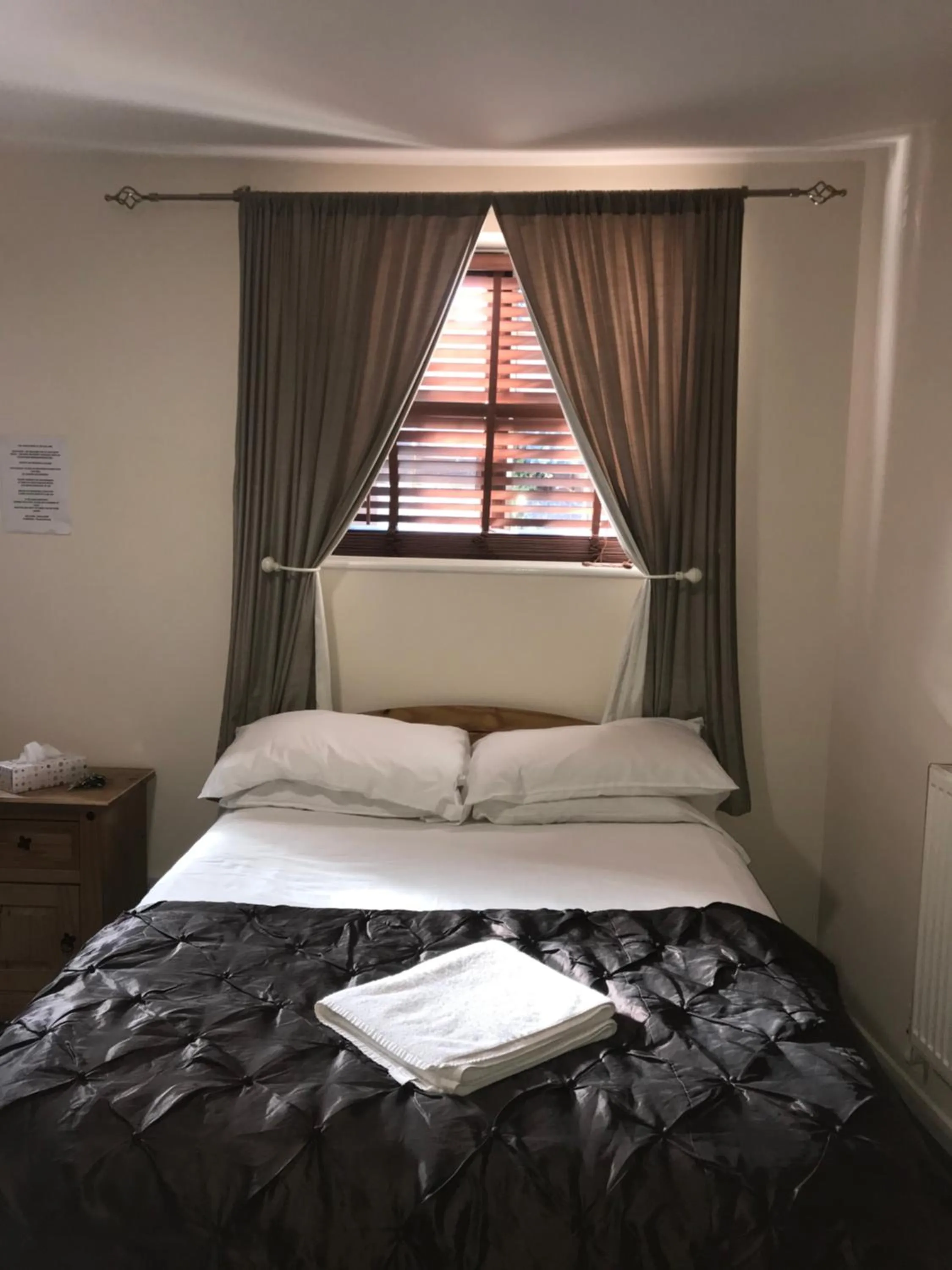 Bed in The Coach House at The Bull Inn