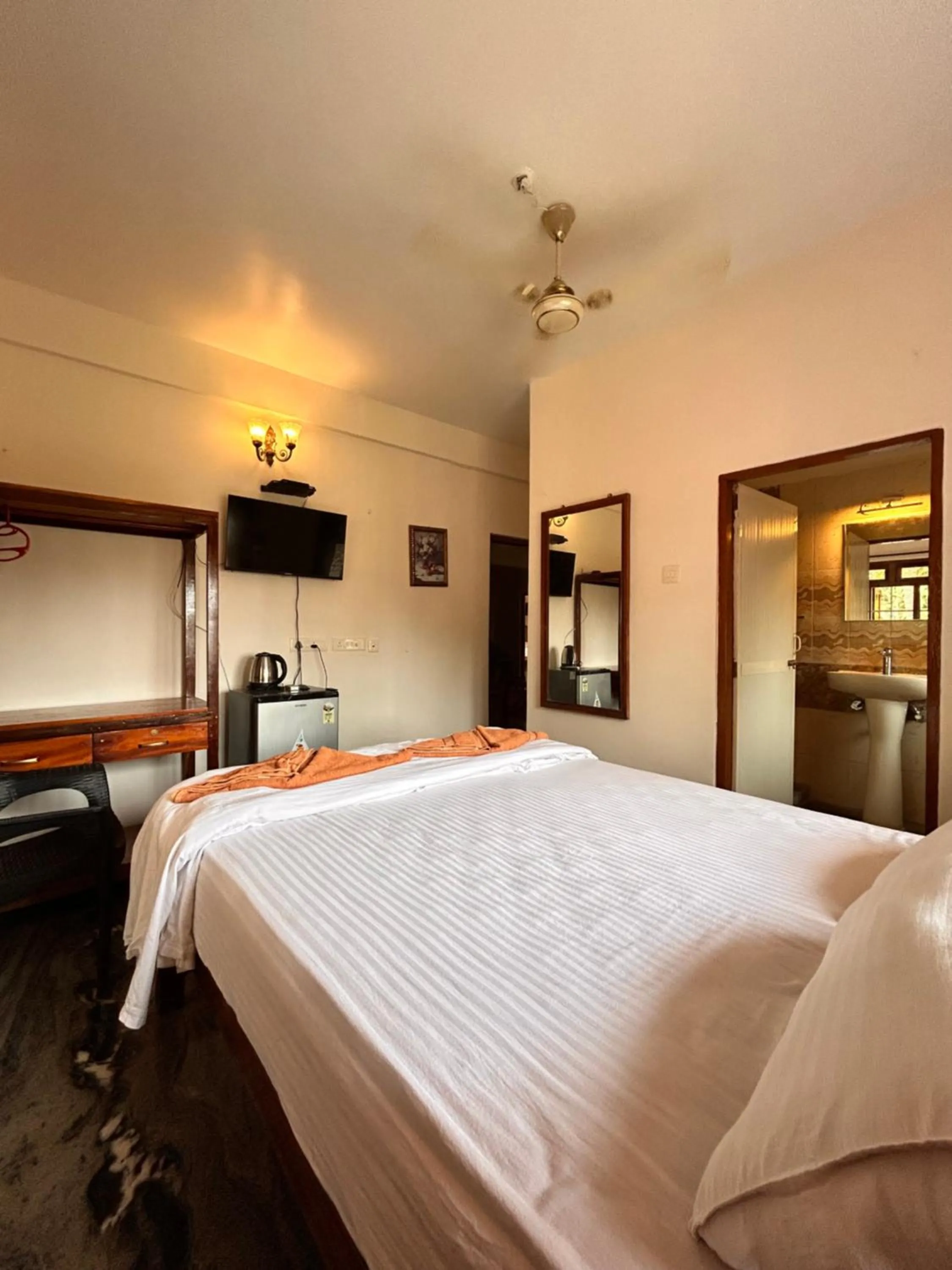 Bed in Maria Paulo Guest House Bar and Restaurant