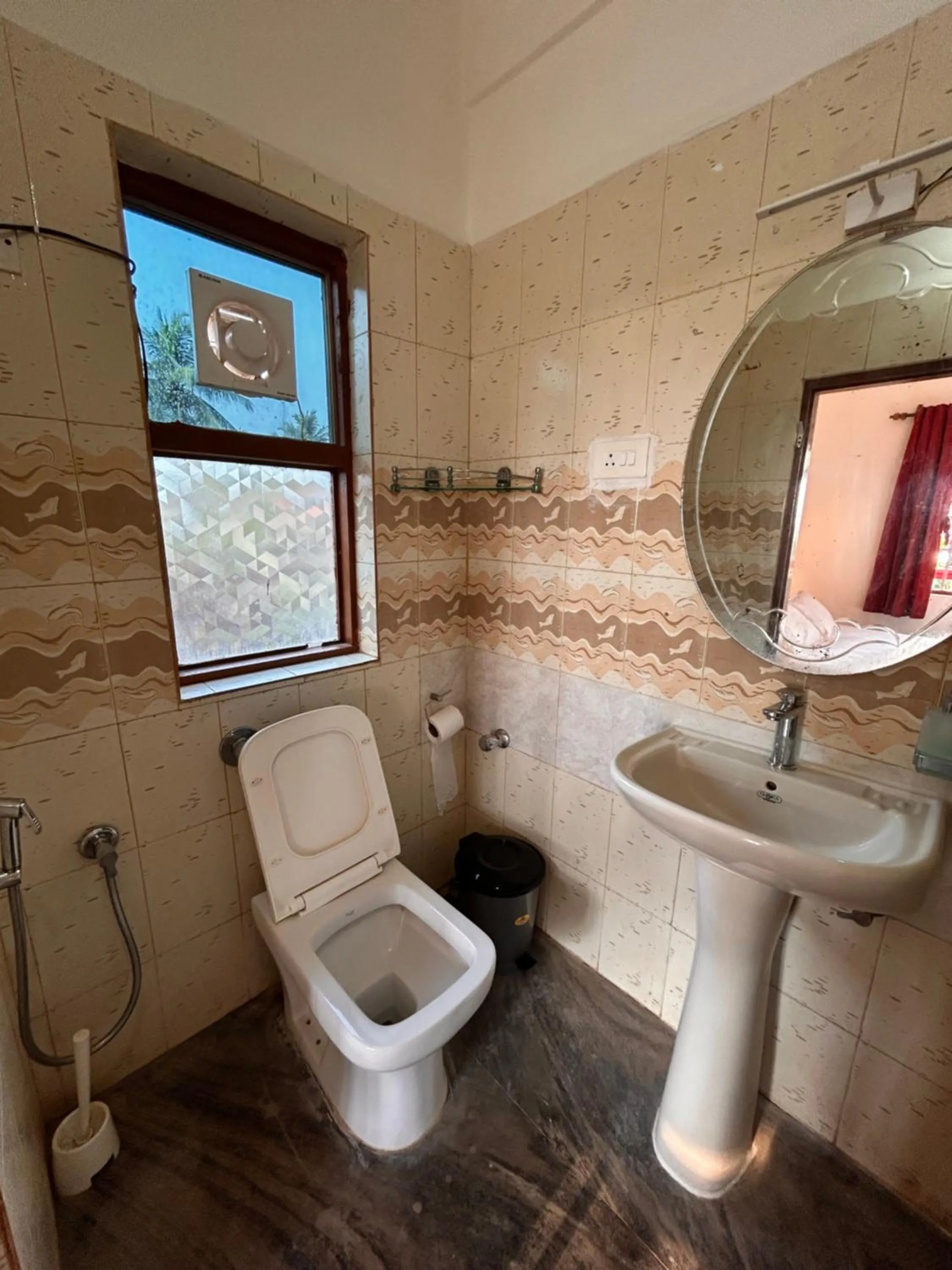 Shower in Maria Paulo Guest House Bar and Restaurant