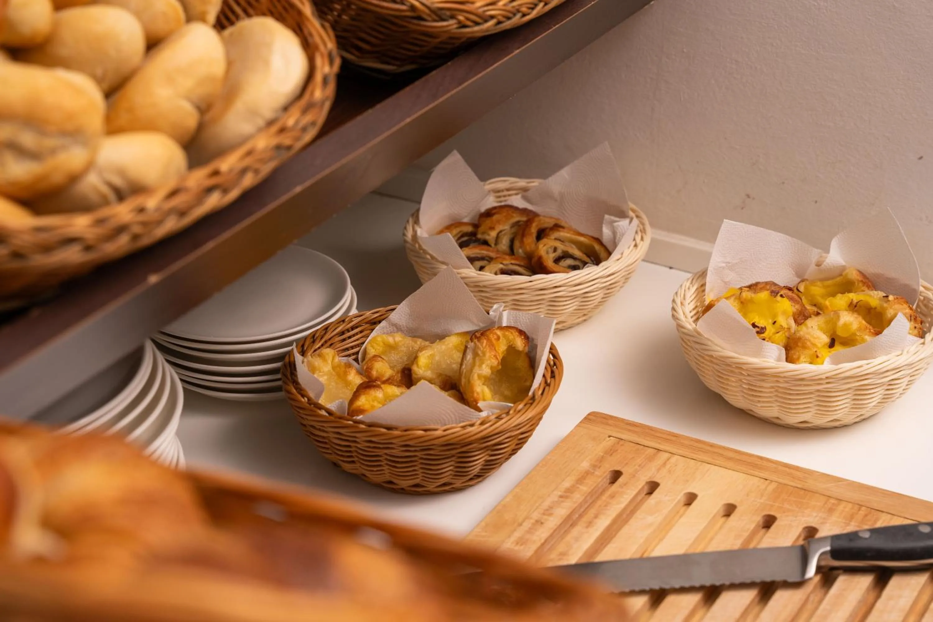 Breakfast in Escala Hotel & Suites