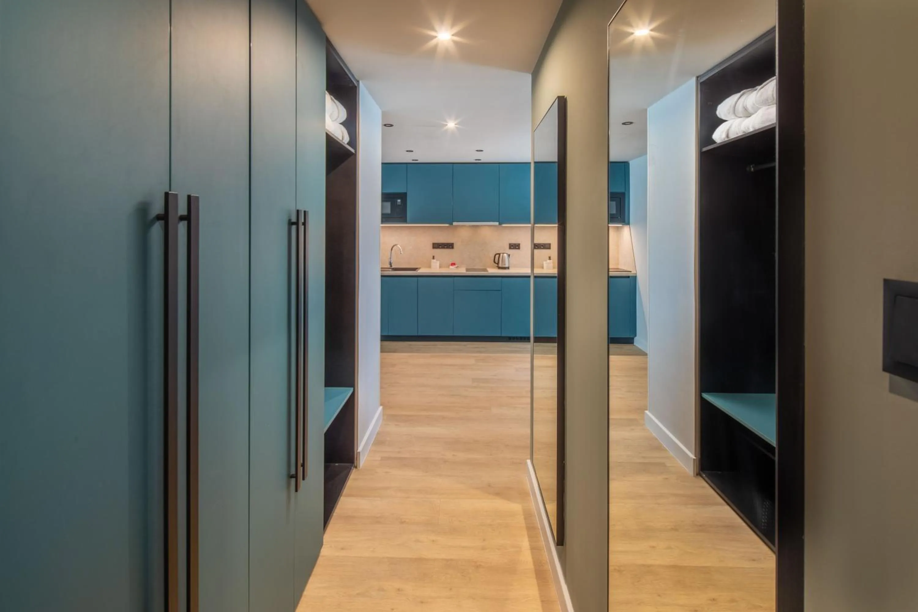 wardrobe in Escala Hotel & Suites