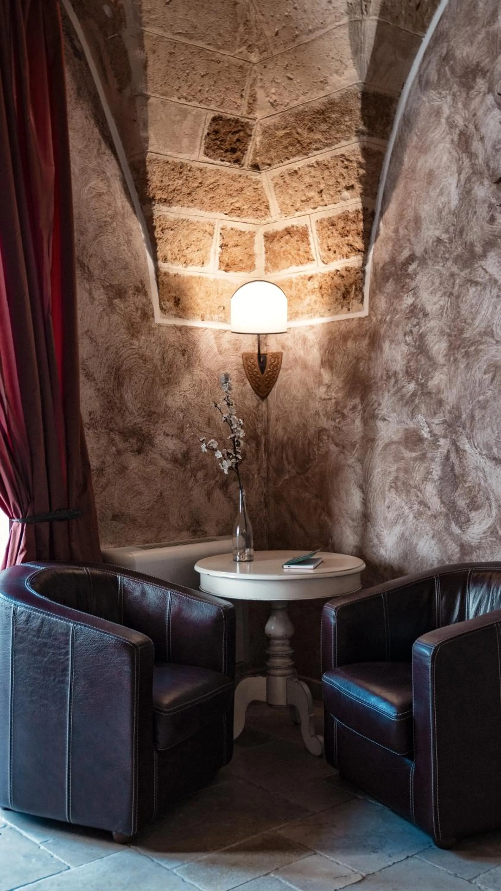 Lobby or reception in Kelina Charme Hotel by Cantine Due Palme