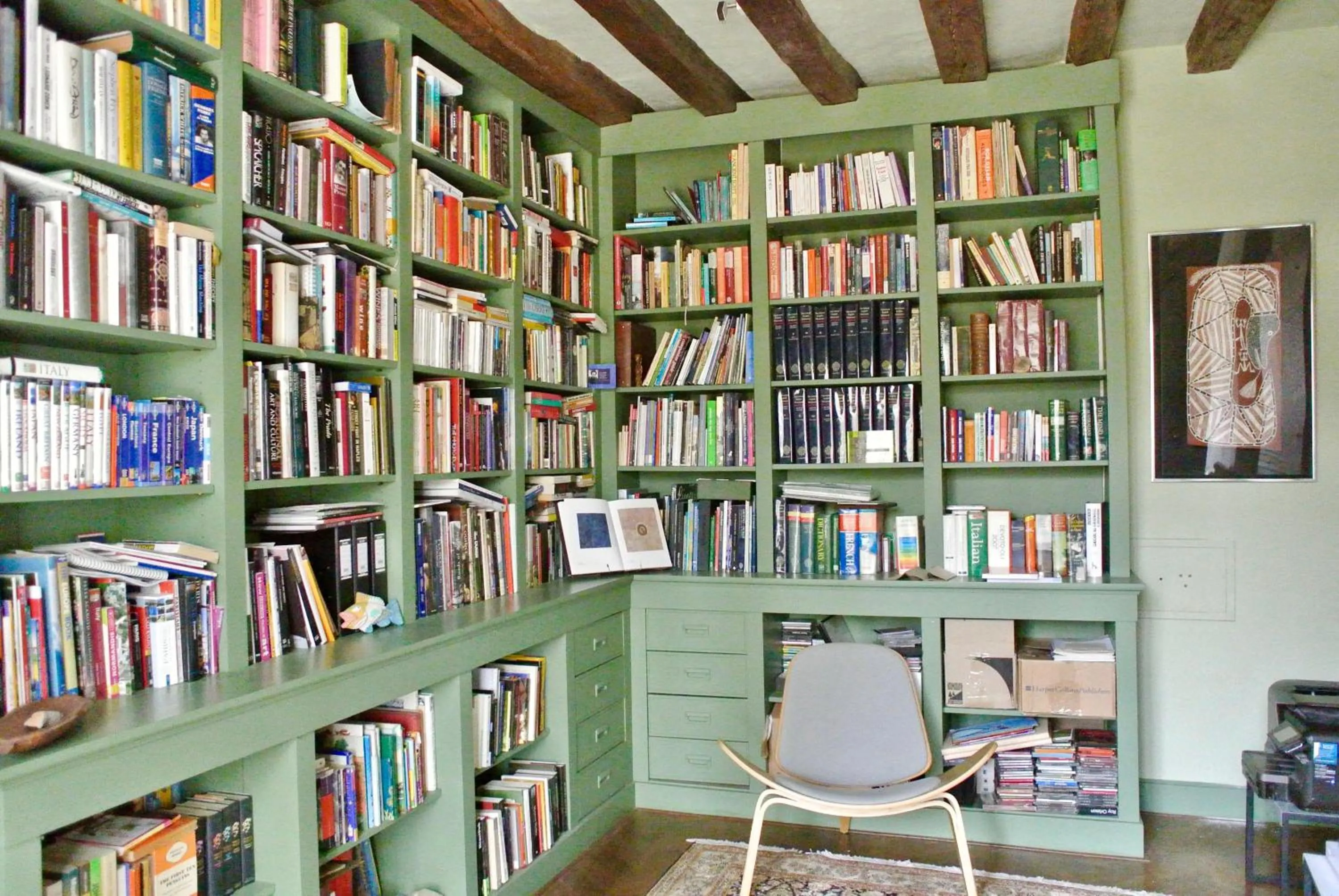 Library in La Jagée