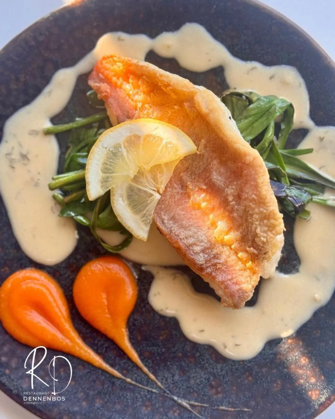 Restaurant/places to eat in Strandhotel Dennenbos