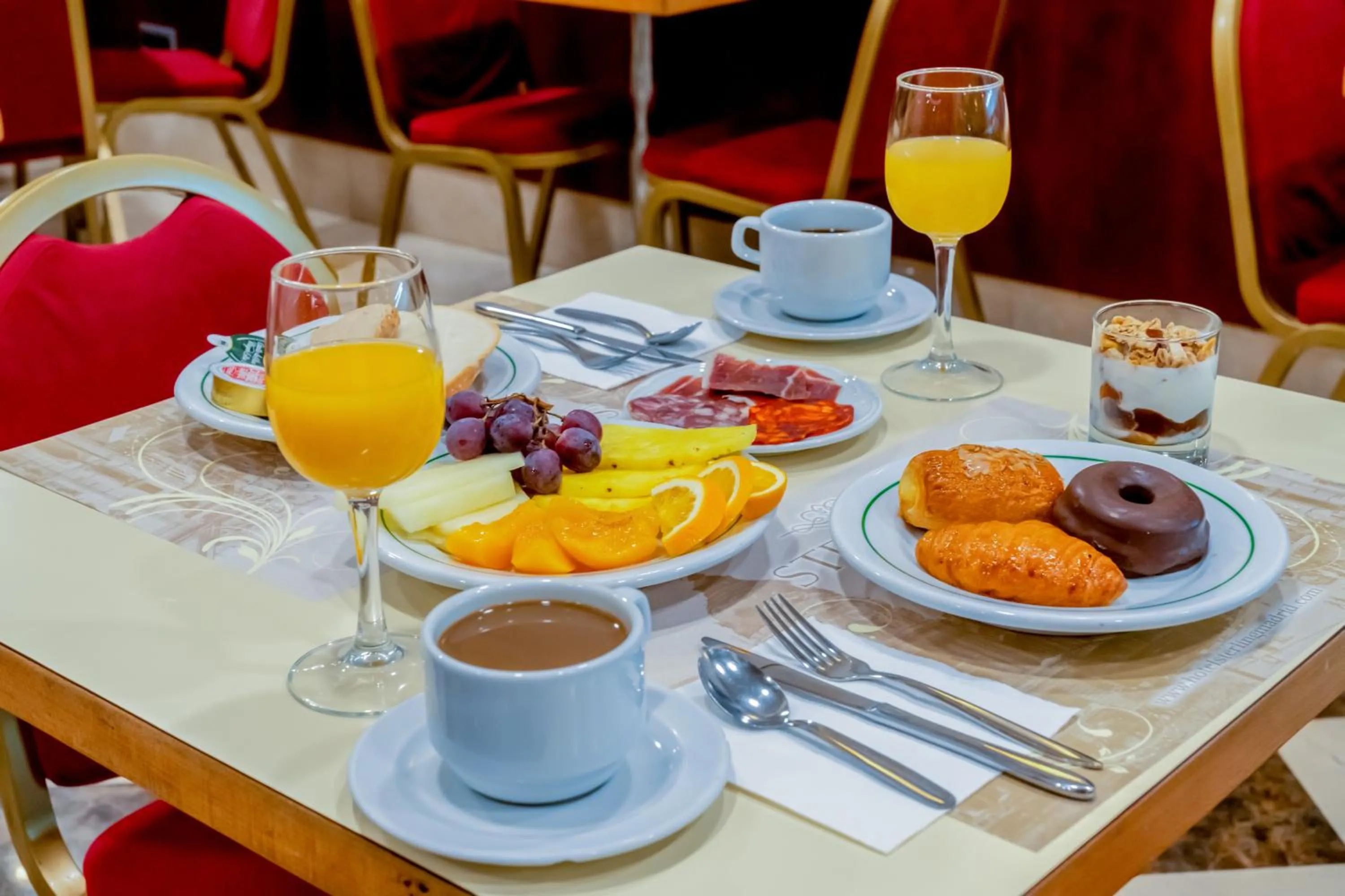 Breakfast in Sterling