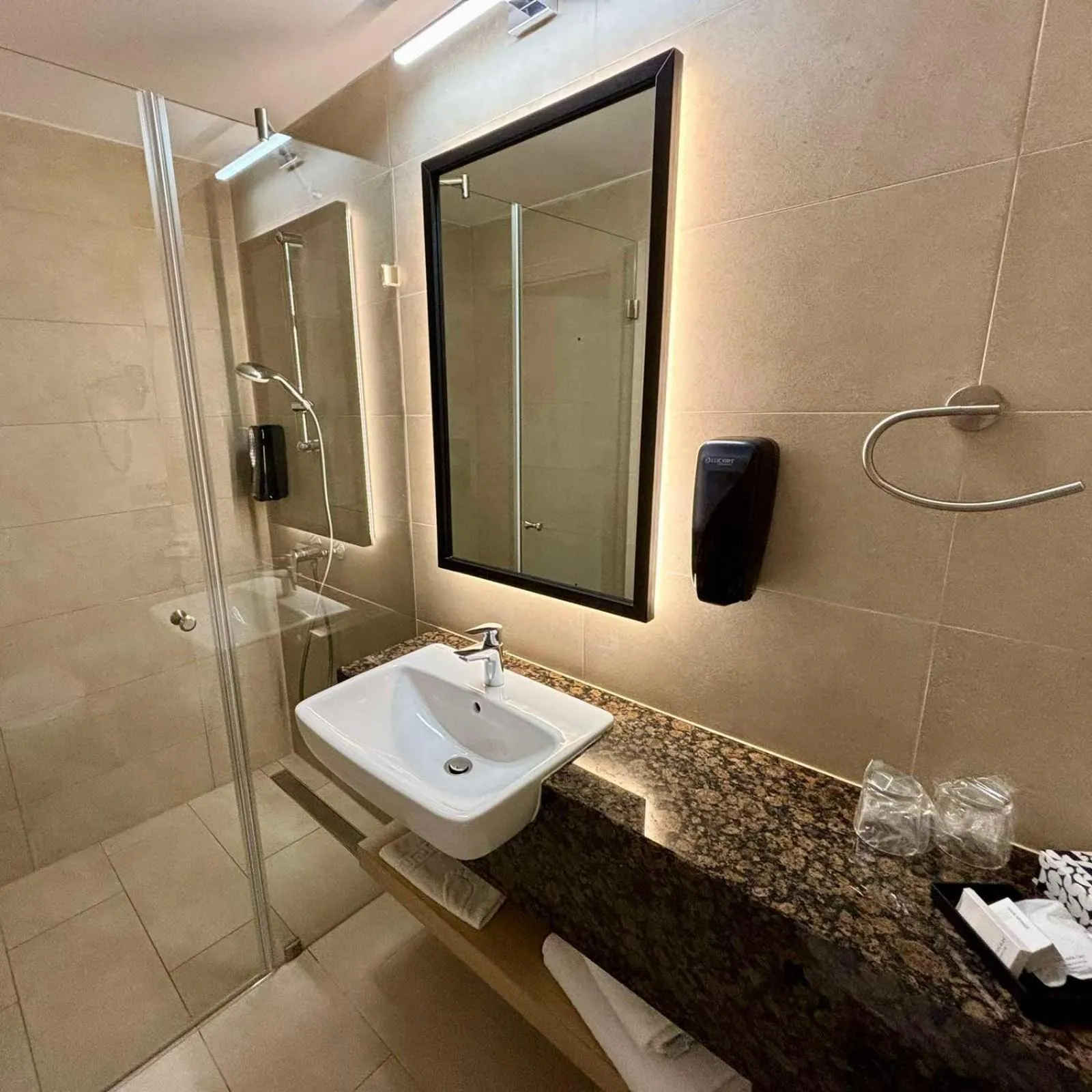 Shower in Zenit Wellness Hotel Balaton