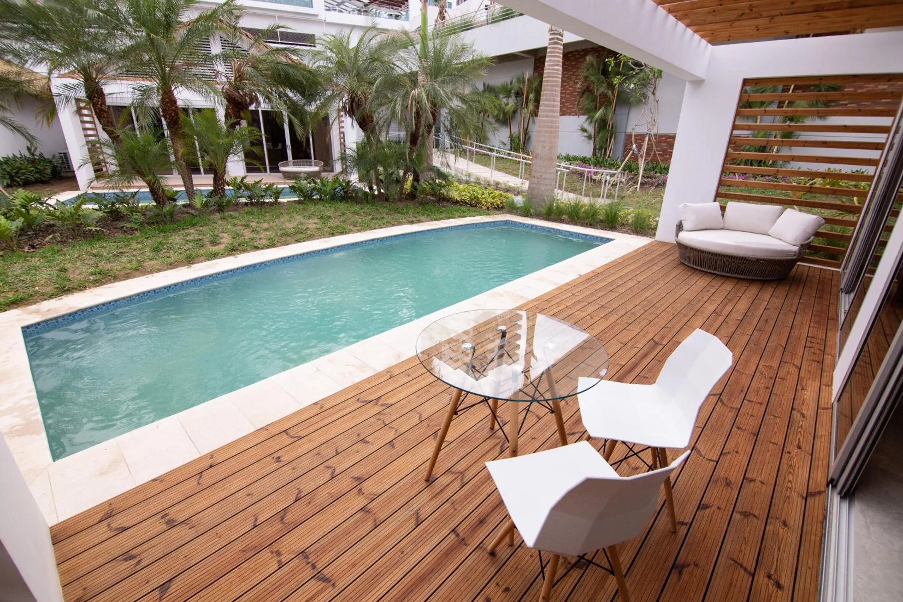 Swimming pool in Oro Verde Manta