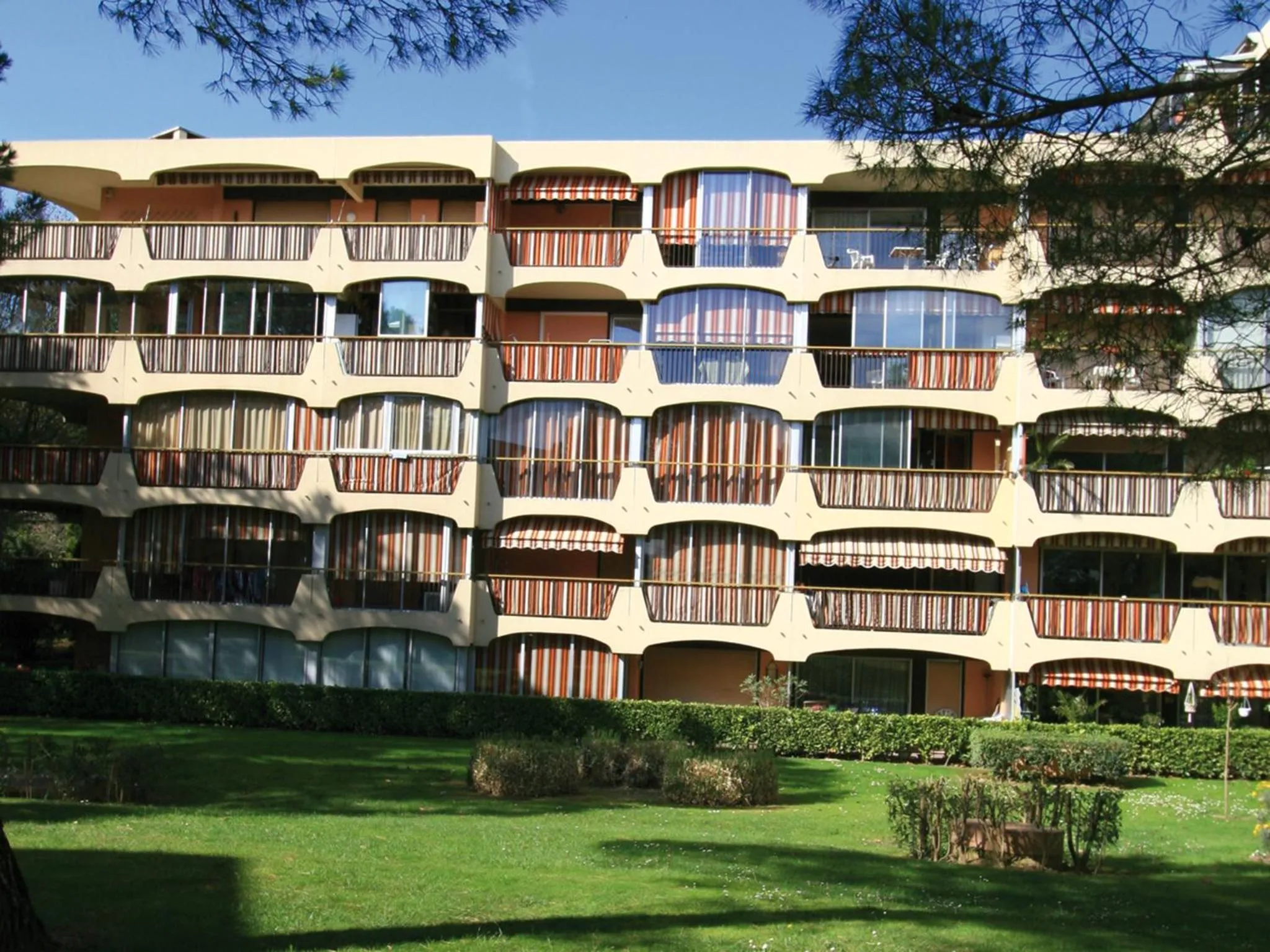 Facade/entrance in Lagrange Vacances Les Trois Rivières