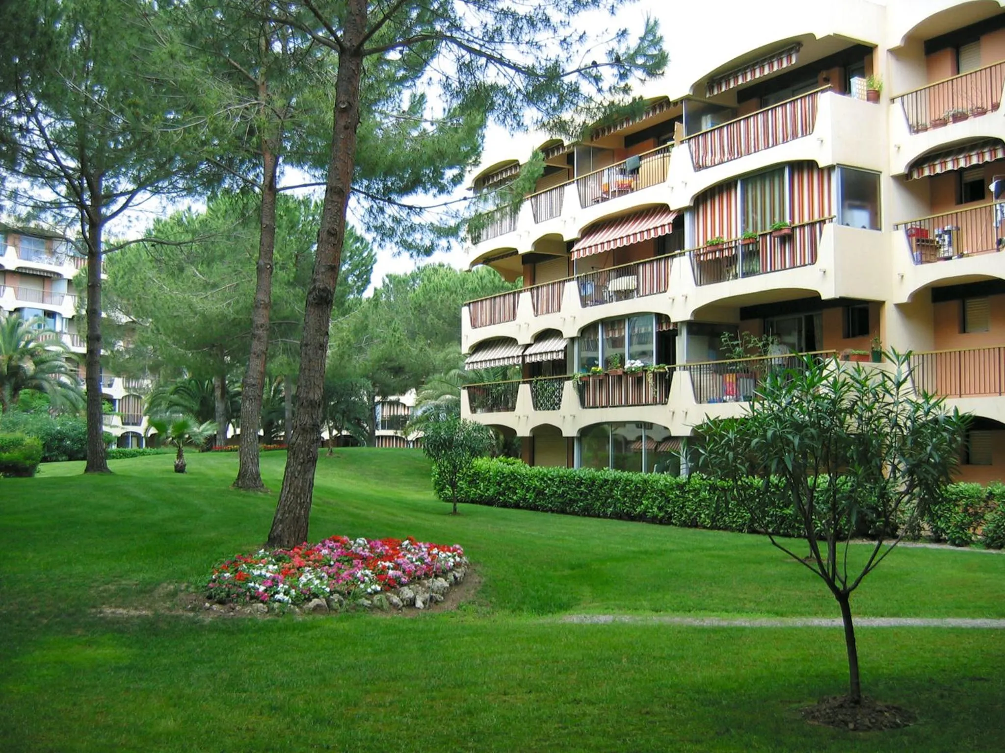 Facade/entrance in Lagrange Vacances Les Trois Rivières
