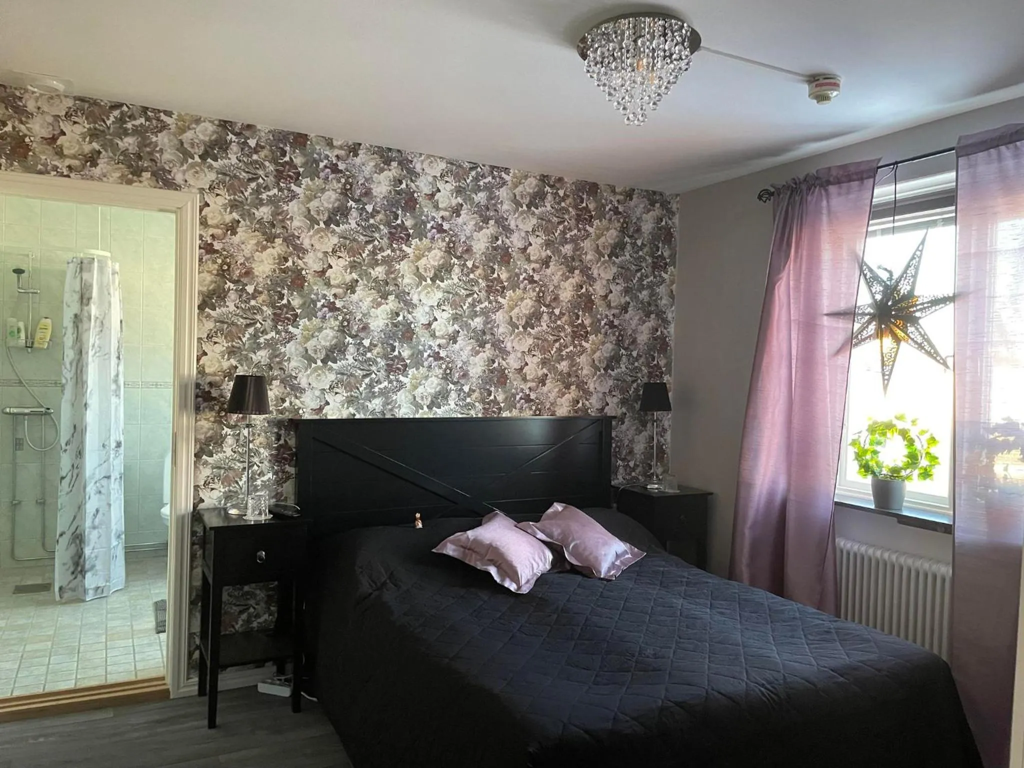 Bedroom in Brålanda Hotell och Vandrarhem