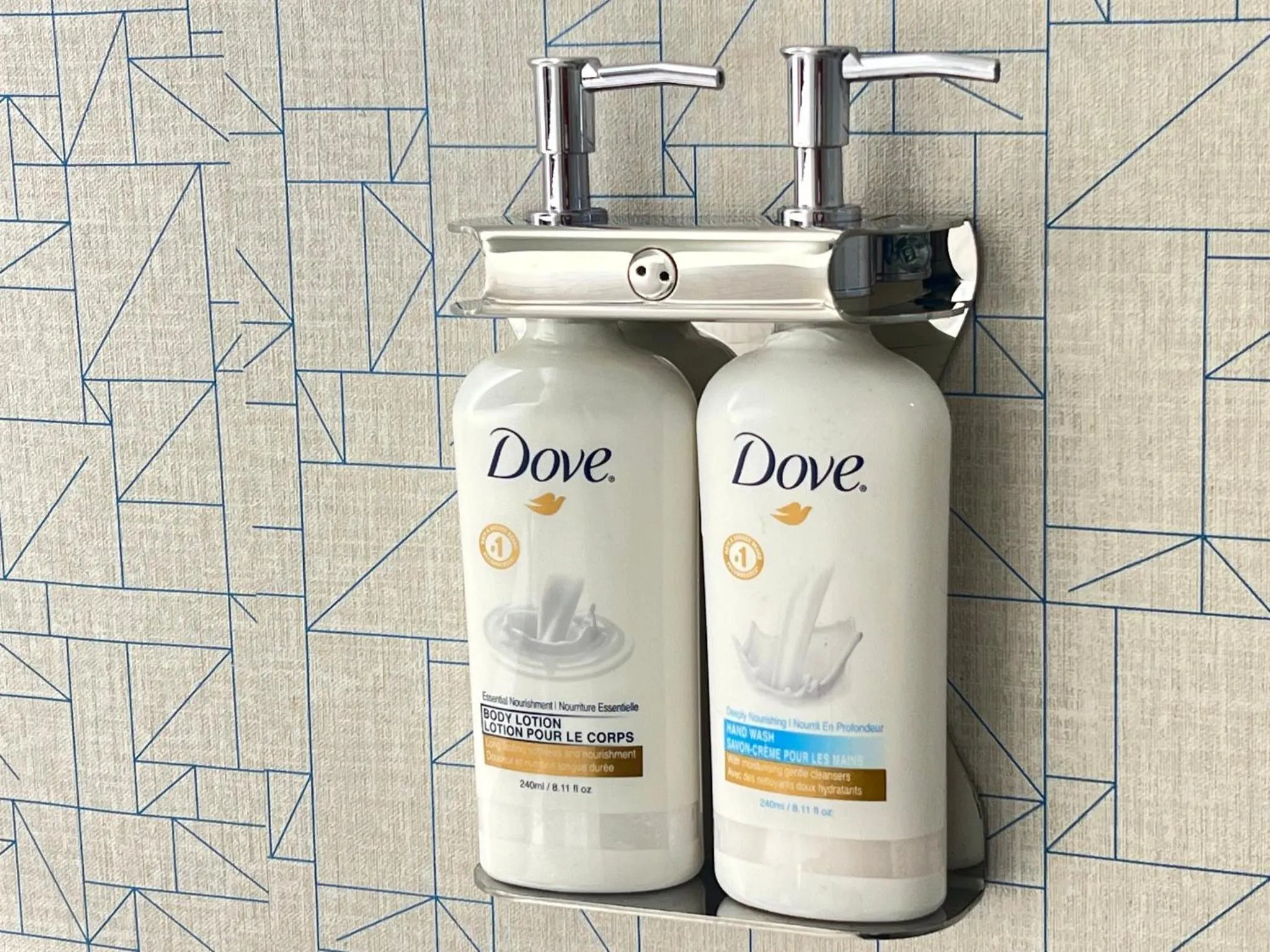 Photo of the whole room in Holiday Inn Express Toronto Downtown by IHG