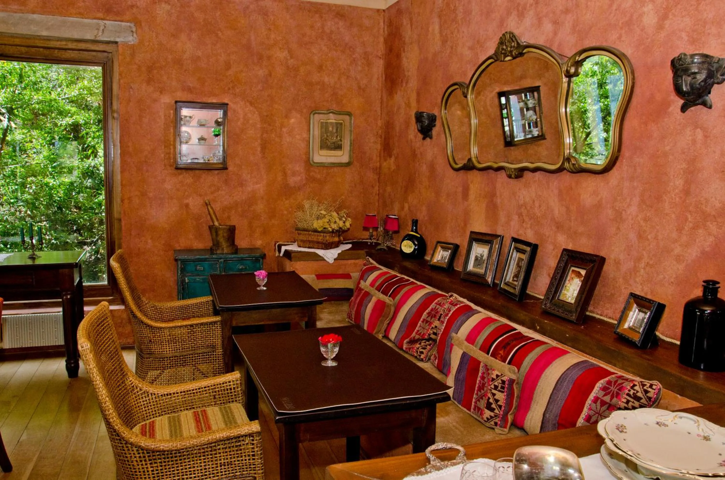 Lounge or bar in Luma Casa De Montaña