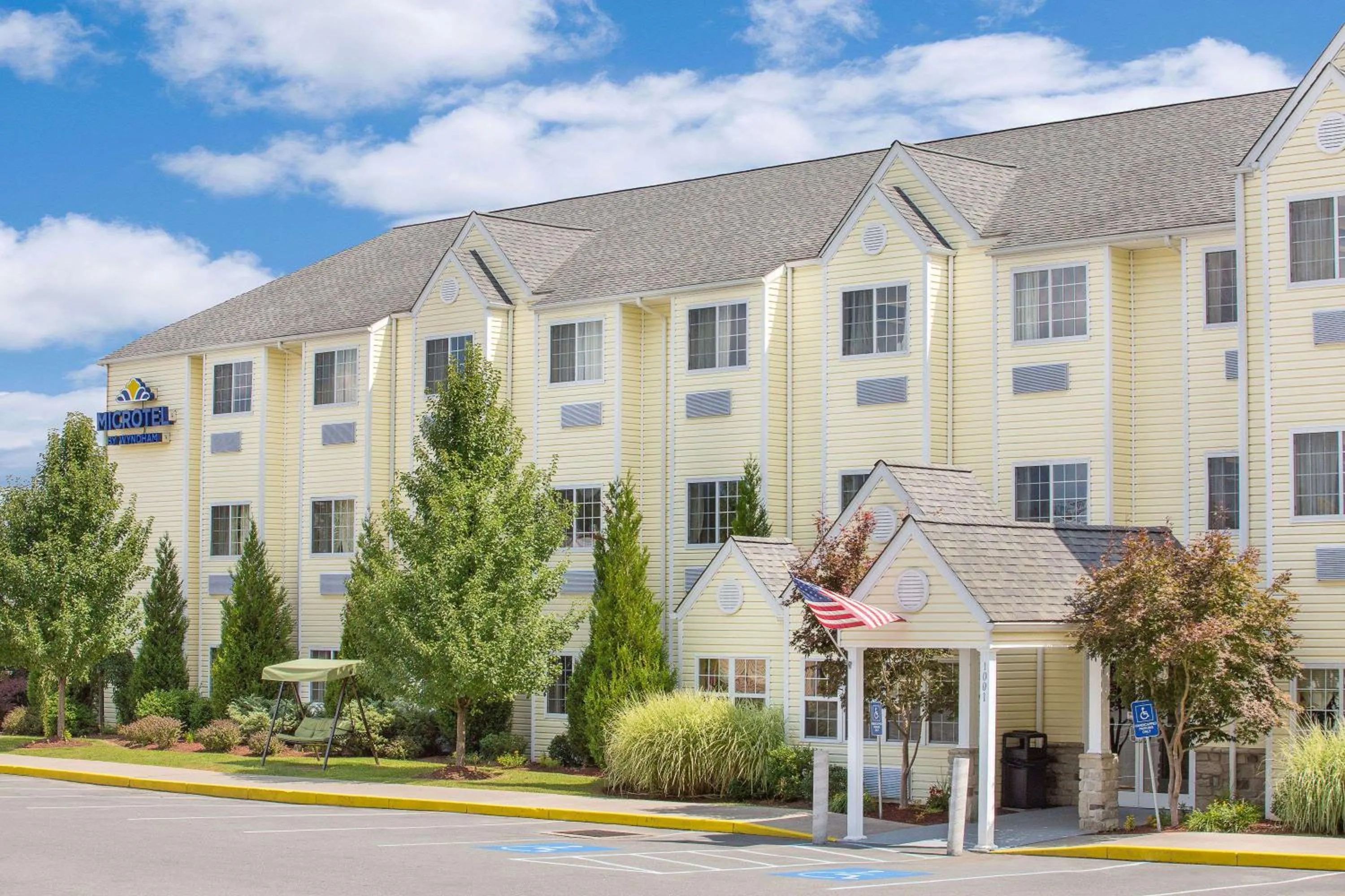 Property building in Microtel Inn & Suites Beckley East