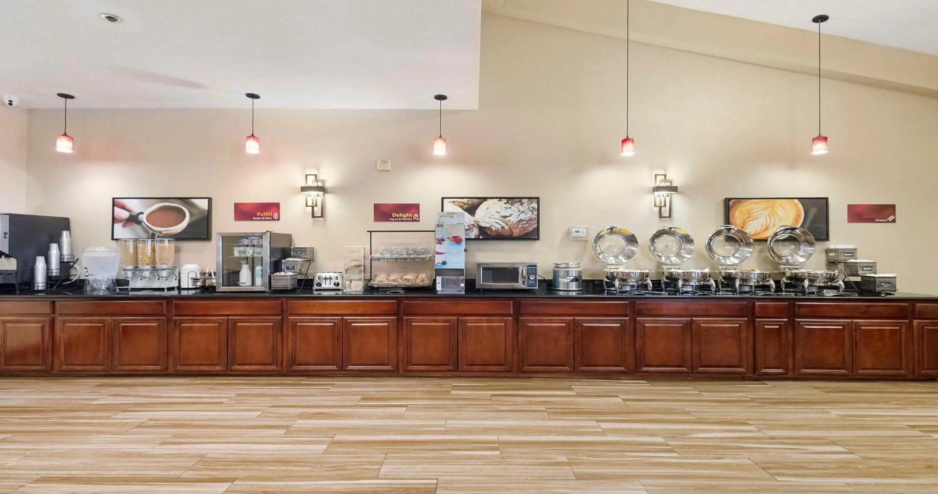 Breakfast in Best Western Plus Heritage Inn