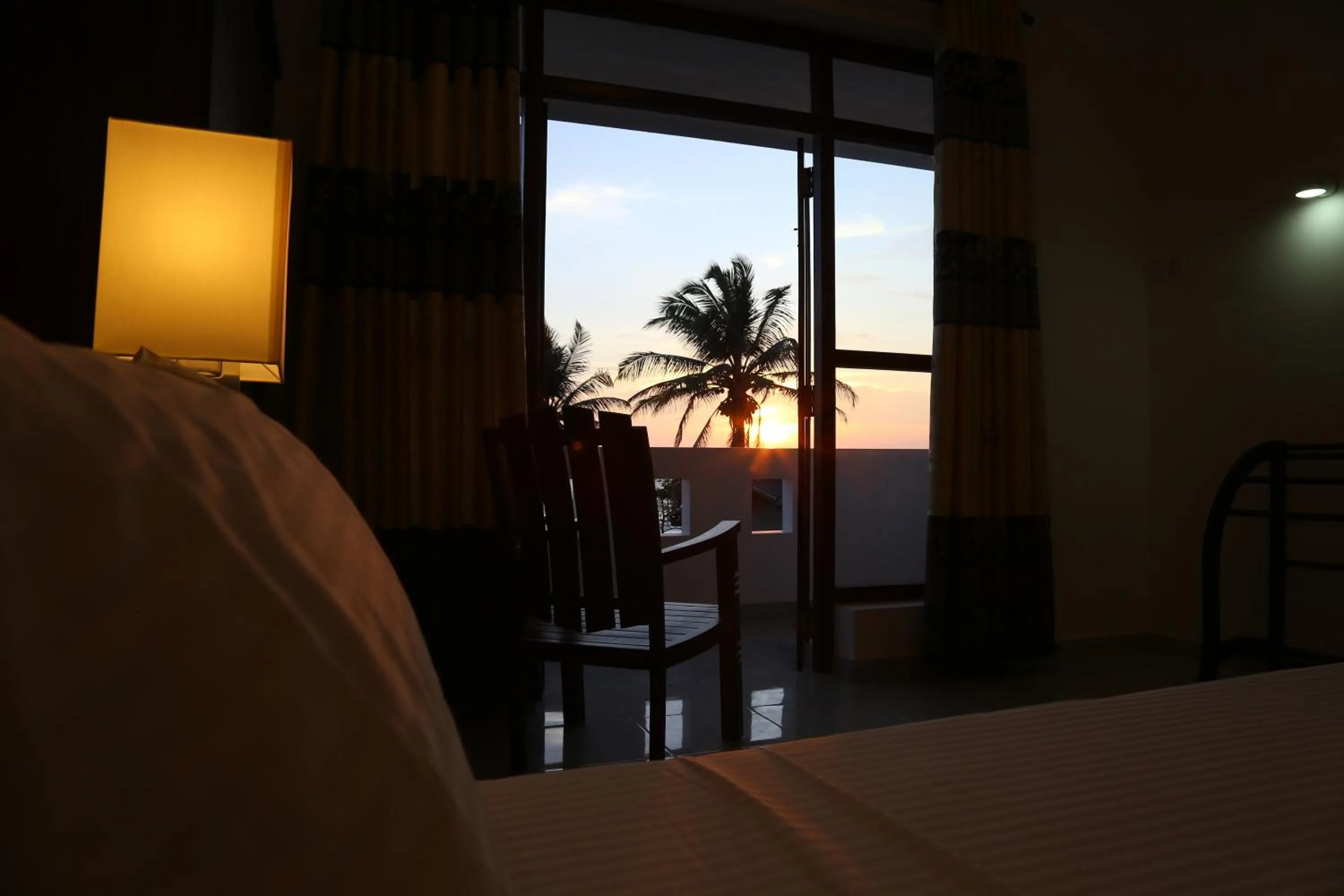 Bedroom, Bed in Hikka Regent Hotel