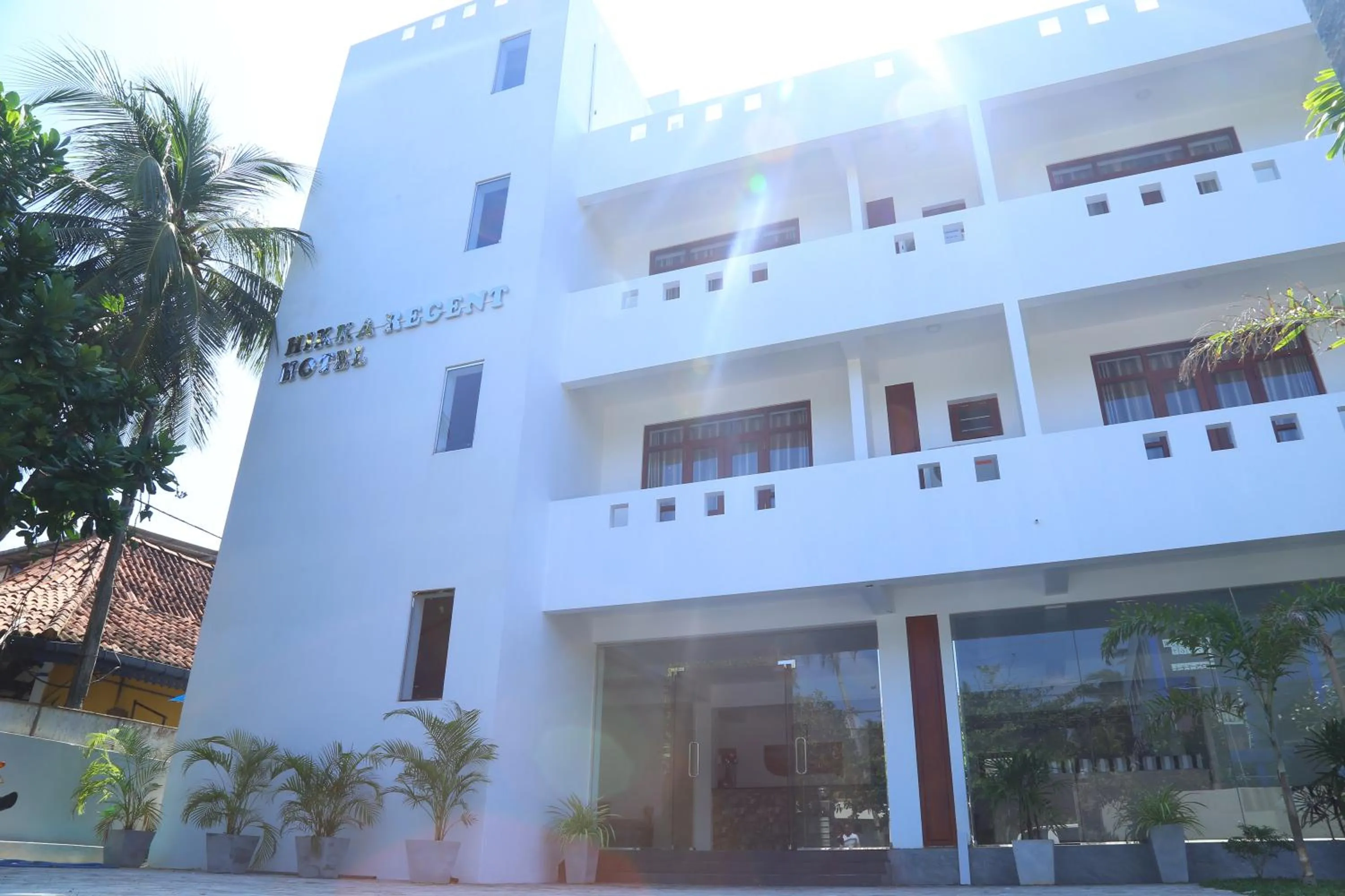 Facade/entrance in Hikka Regent Hotel