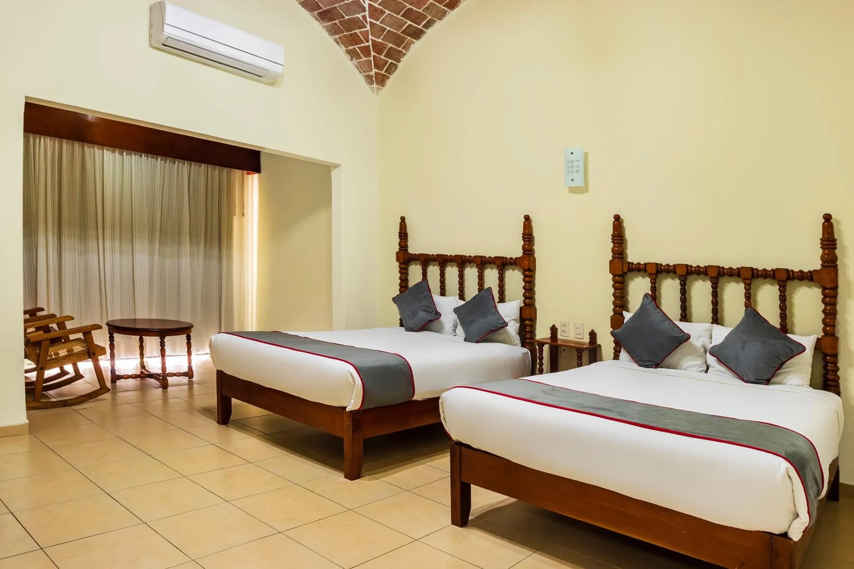 Bedroom, Bed in Collection O Hotel Mocambo, Boca del Río